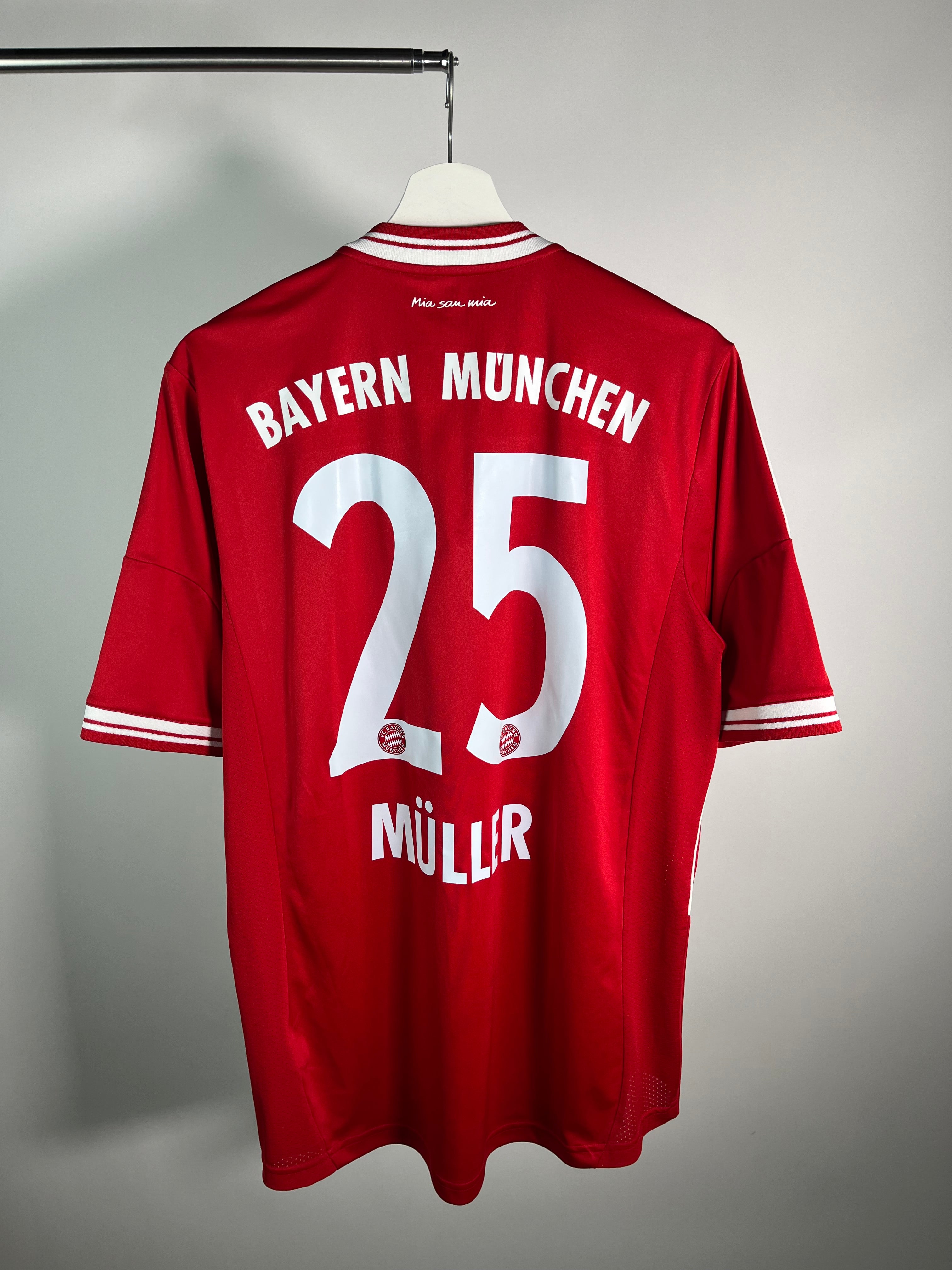 Jersey Bayern Munich Local 2013 2014 Thomas Muller (L)