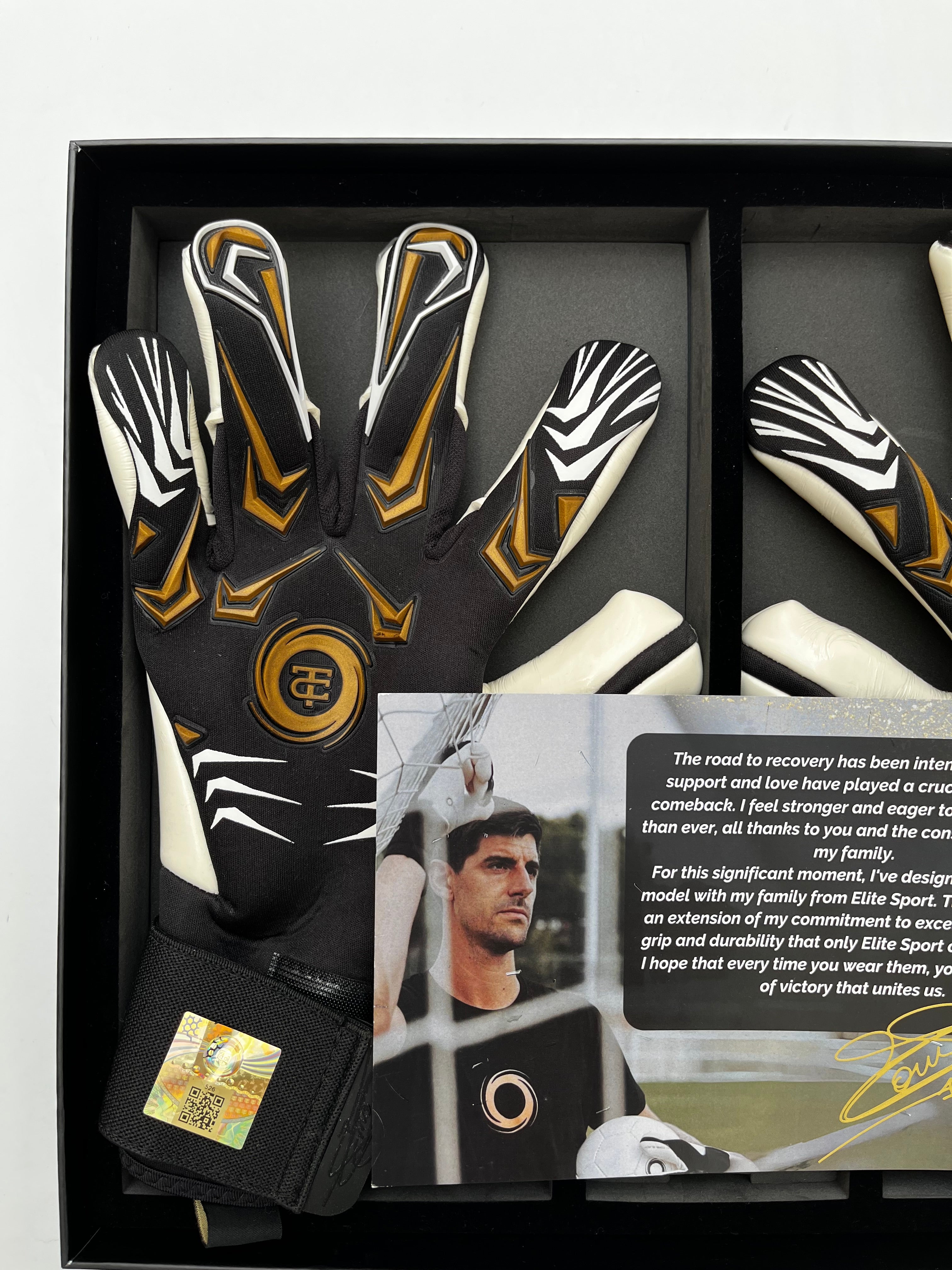 Guantes Thibaut Courtois Versión Jugador *Edición Limitada y Foliada*