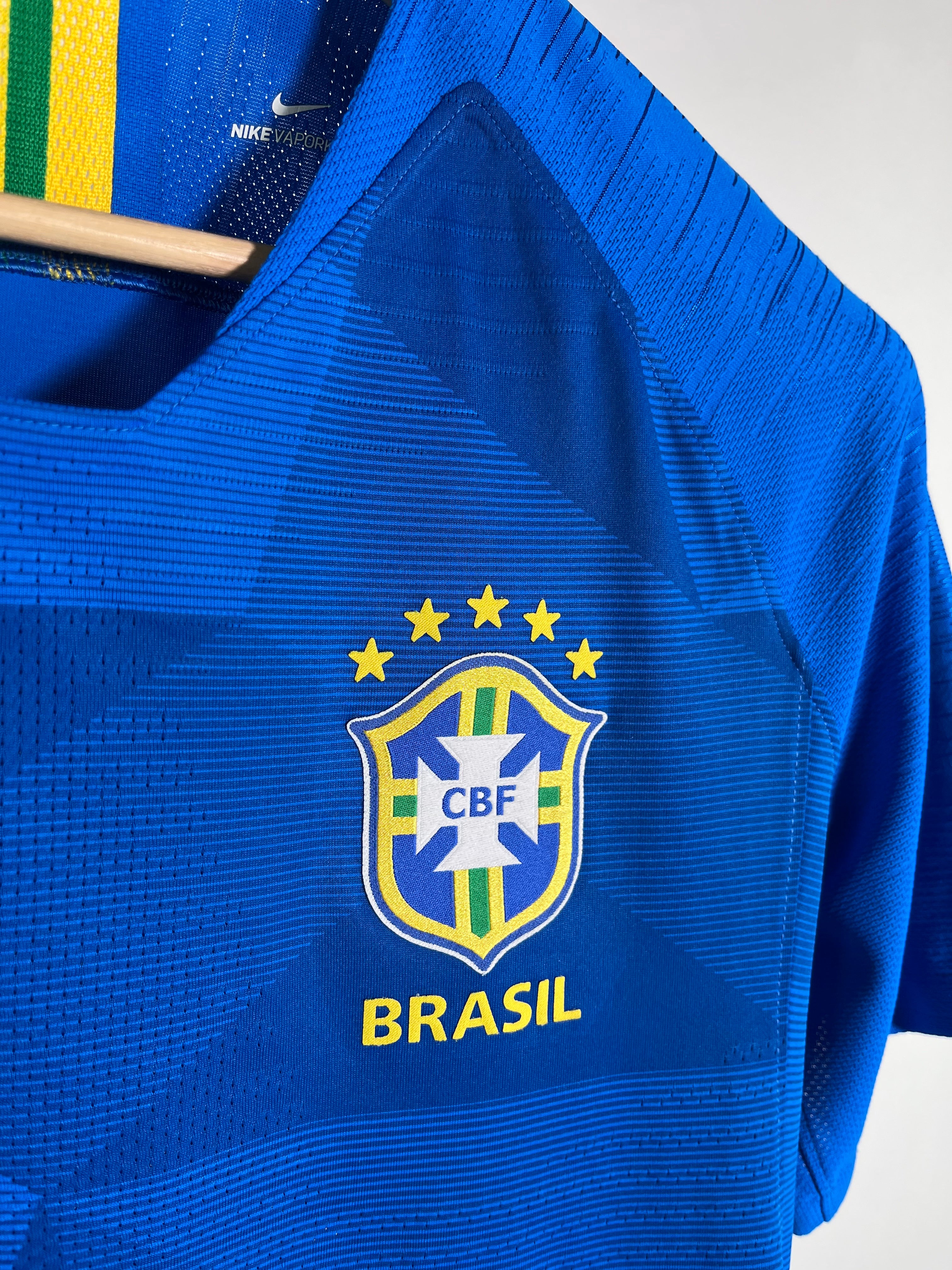 Jersey Brasil Visita 2018 2019 Versión Jugador (M)