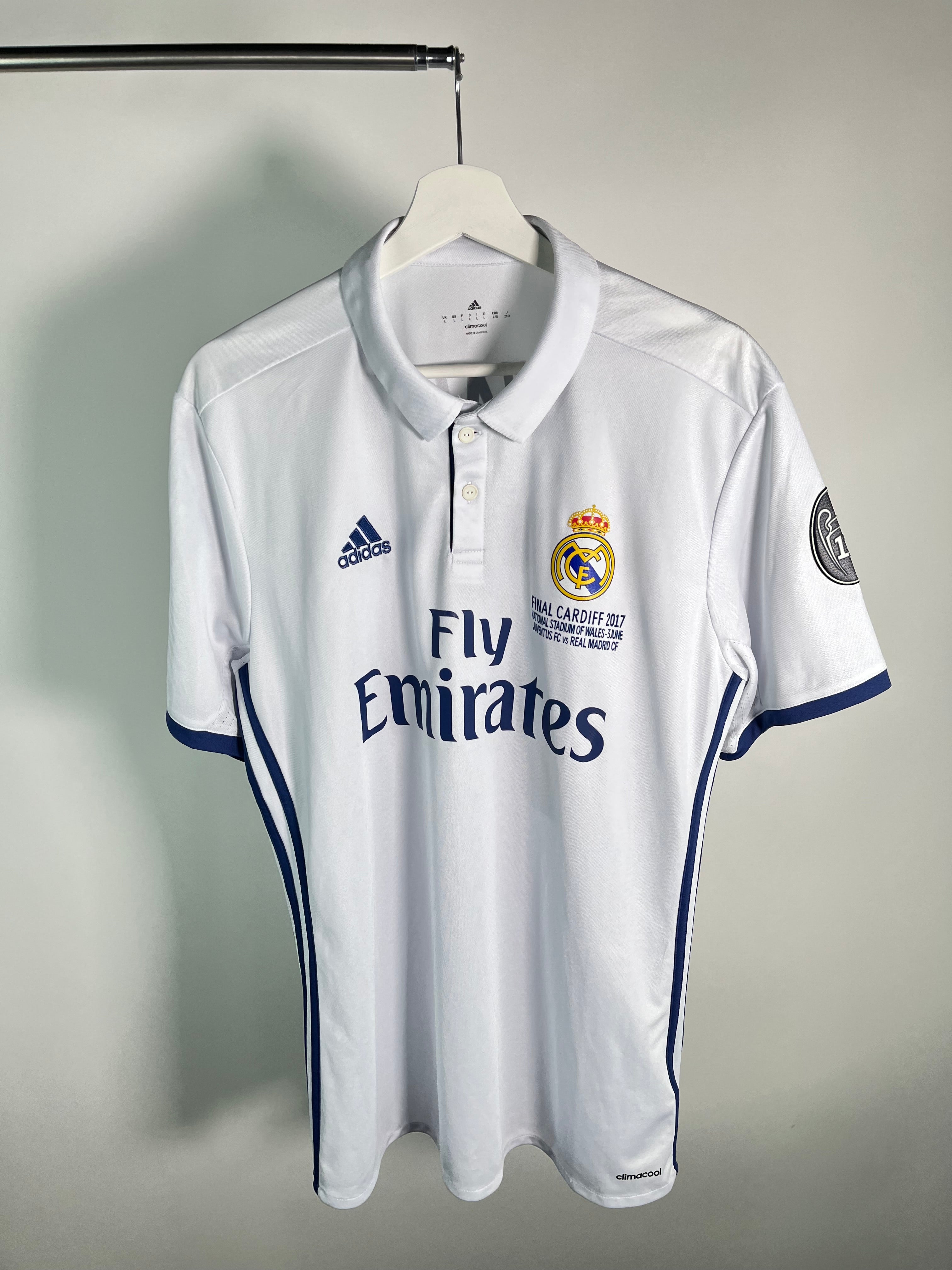 Jersey Real Madrid Local 2016 2017 *Match Detail Final vs Juventus* Cristiano Ronaldo (L)