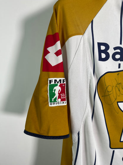 Jersey Pumas Local 2003 2004 Autografiado por Hugo Sánchez y Luis García (M)