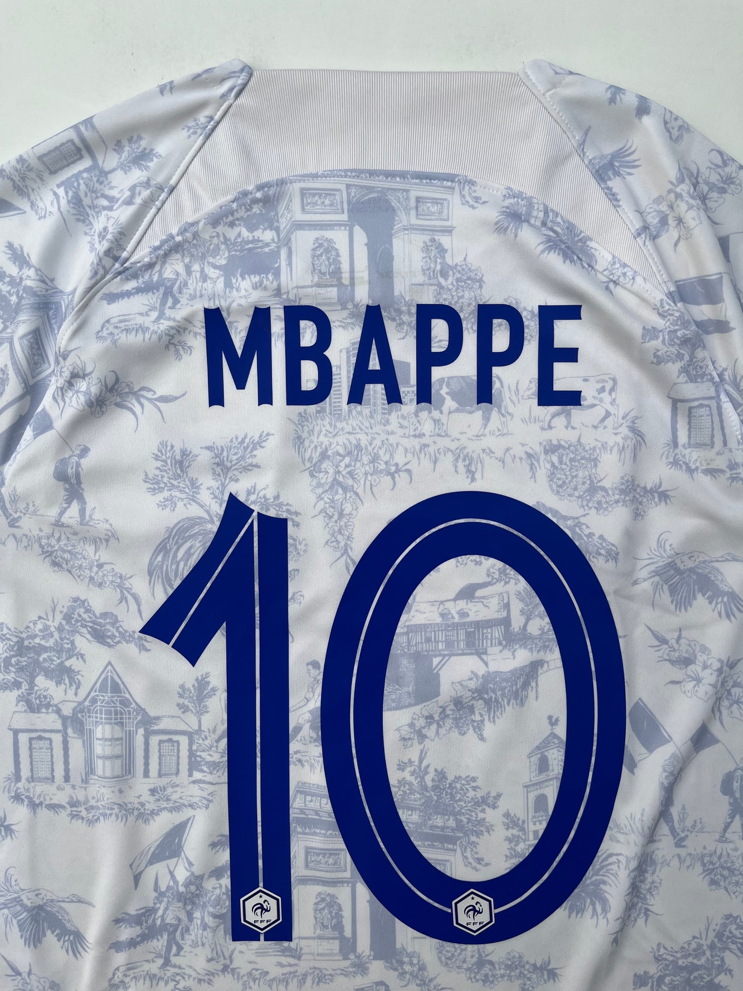 Jersey Francia Visita 2022 2023 Kylian Mbappé (M)