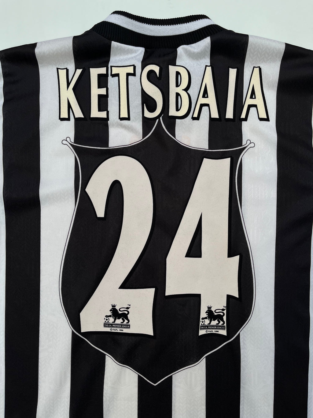 Jersey Newcastle Local 1997 1998 Temur Ketsbaia (M)