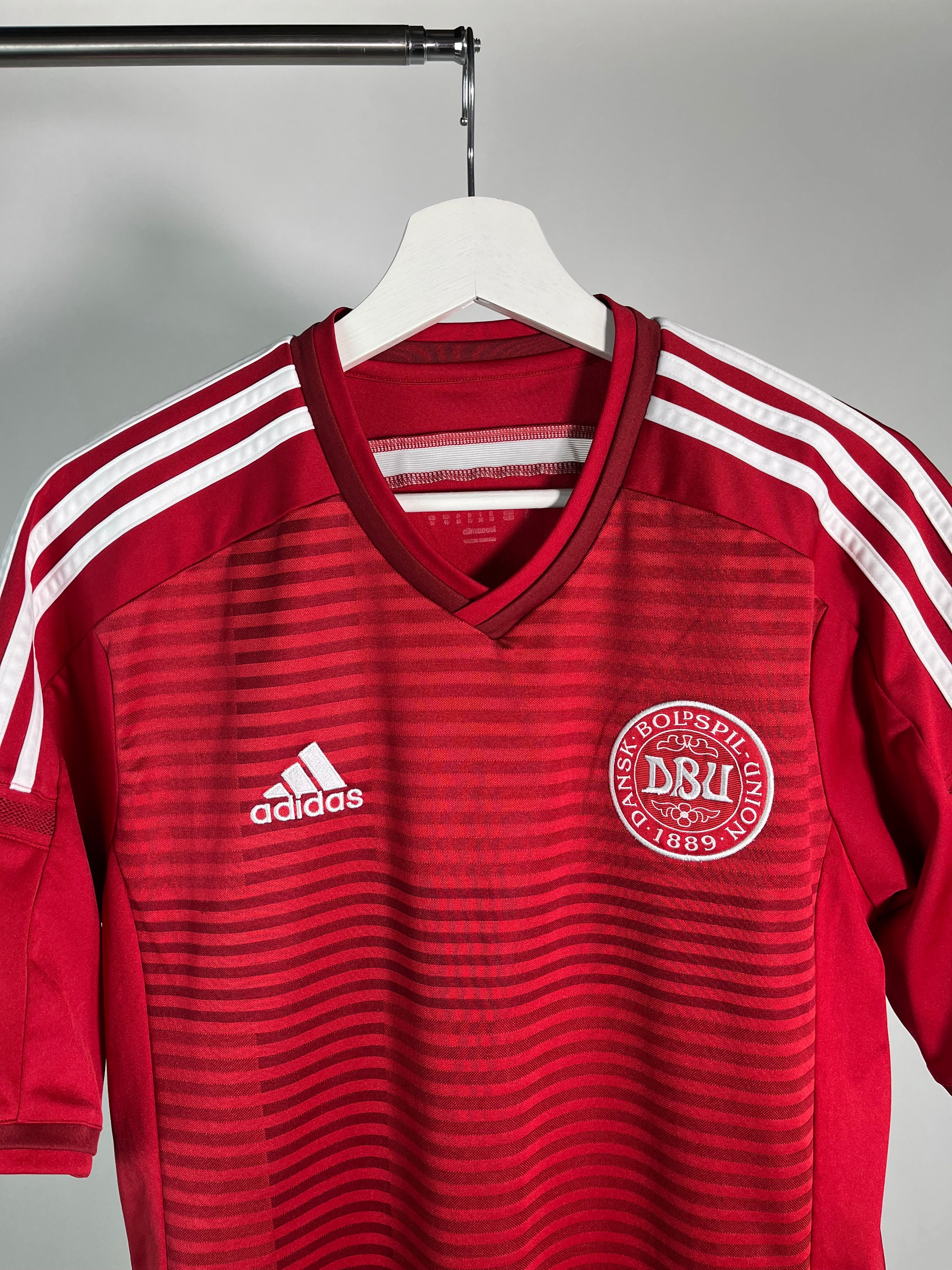 Jersey Dinamarca Local 2014 2016 (M)