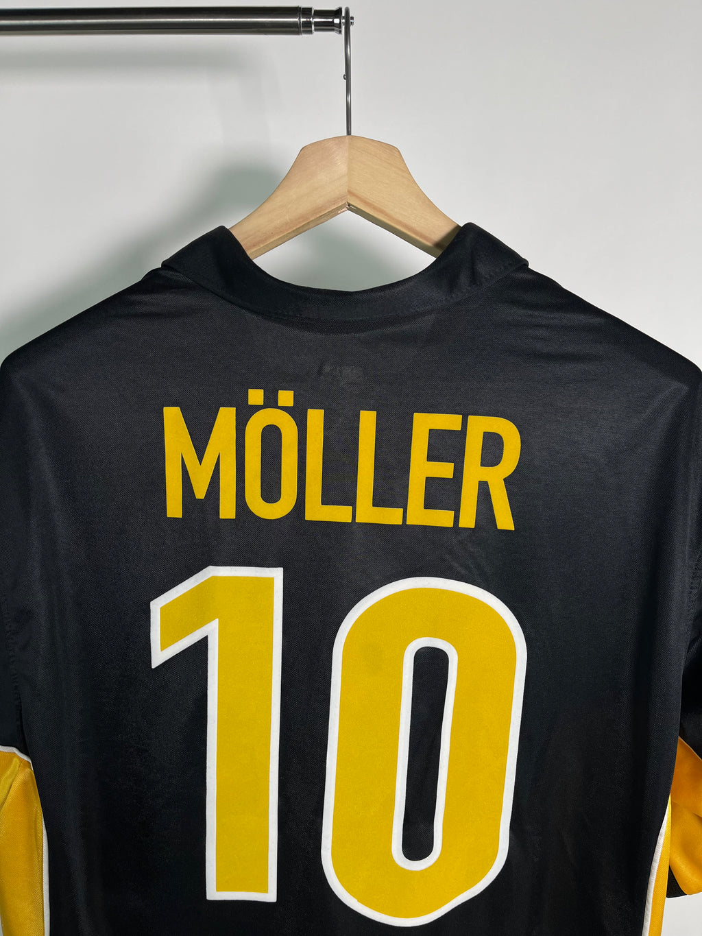 Jersey Borussia Dortmund Visita 1999 2000 Andreas Möller (L)
