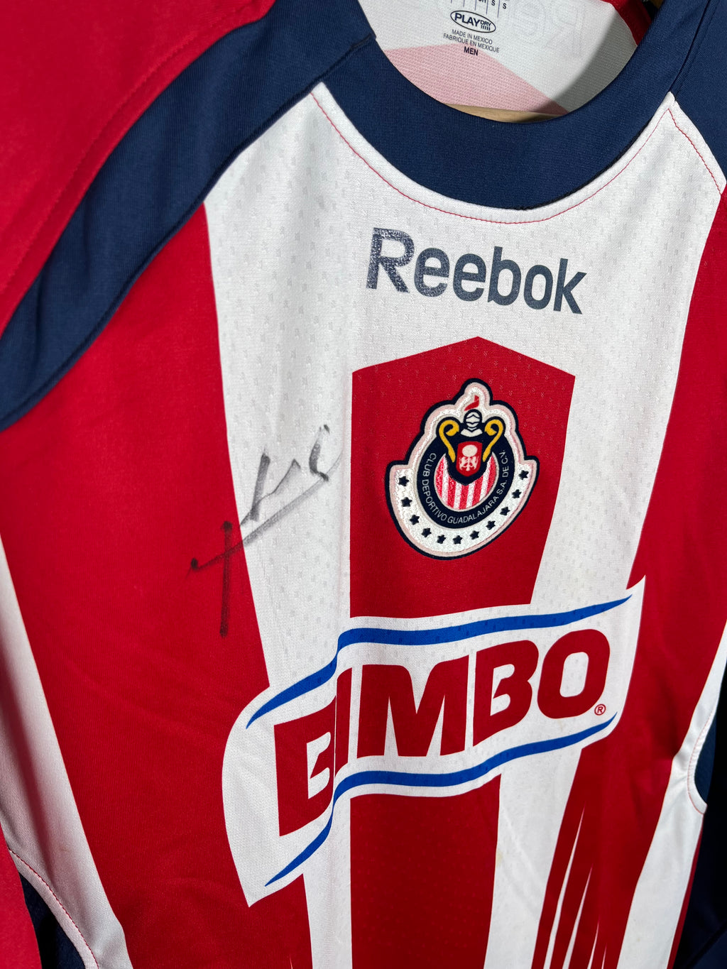 Jersey Chivas Local 2010 2011 Manga Larga Autografiado por Chicharito (S)