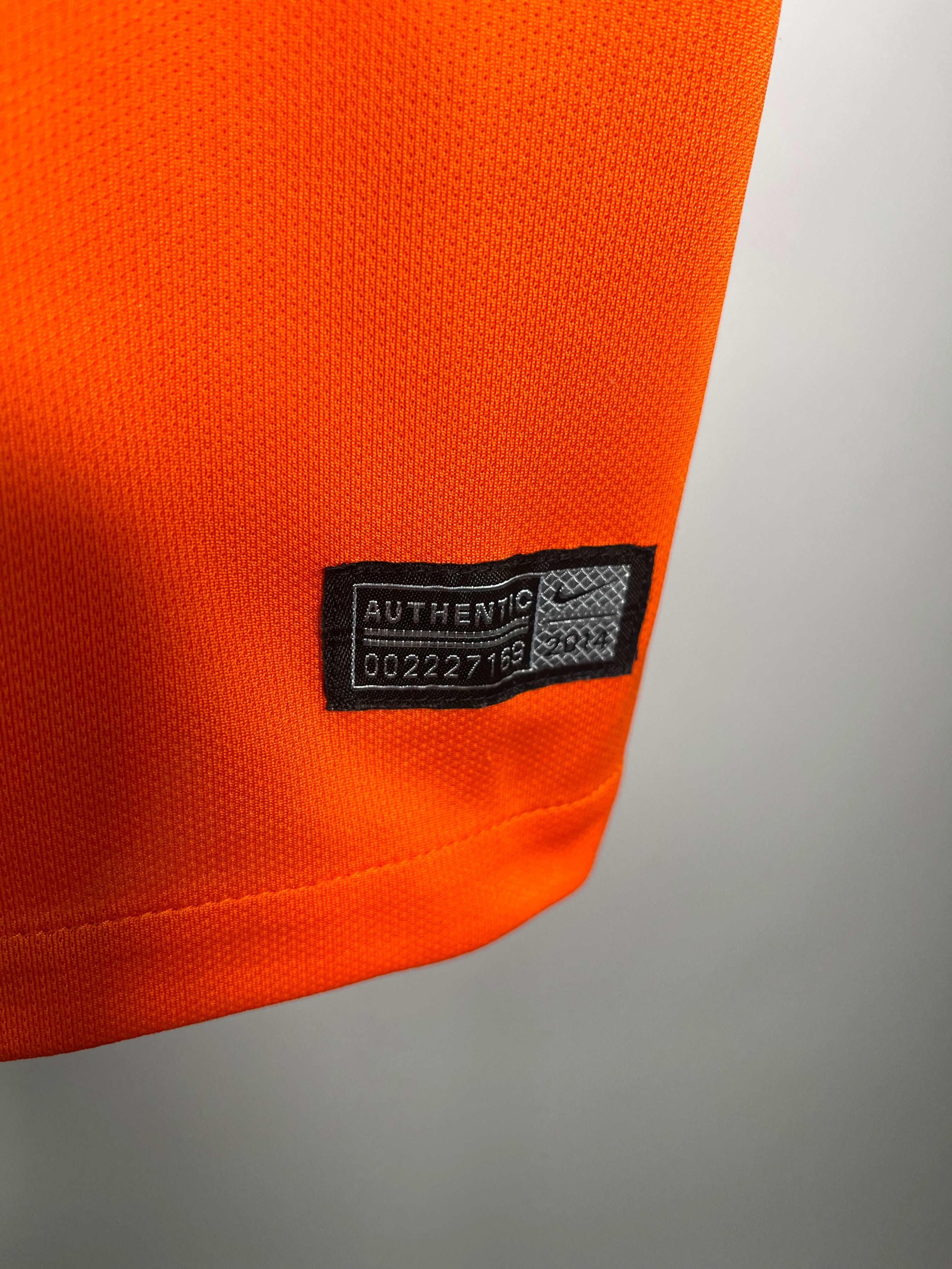Jersey Holanda Local 2014 2016 Arjen Robben (S)