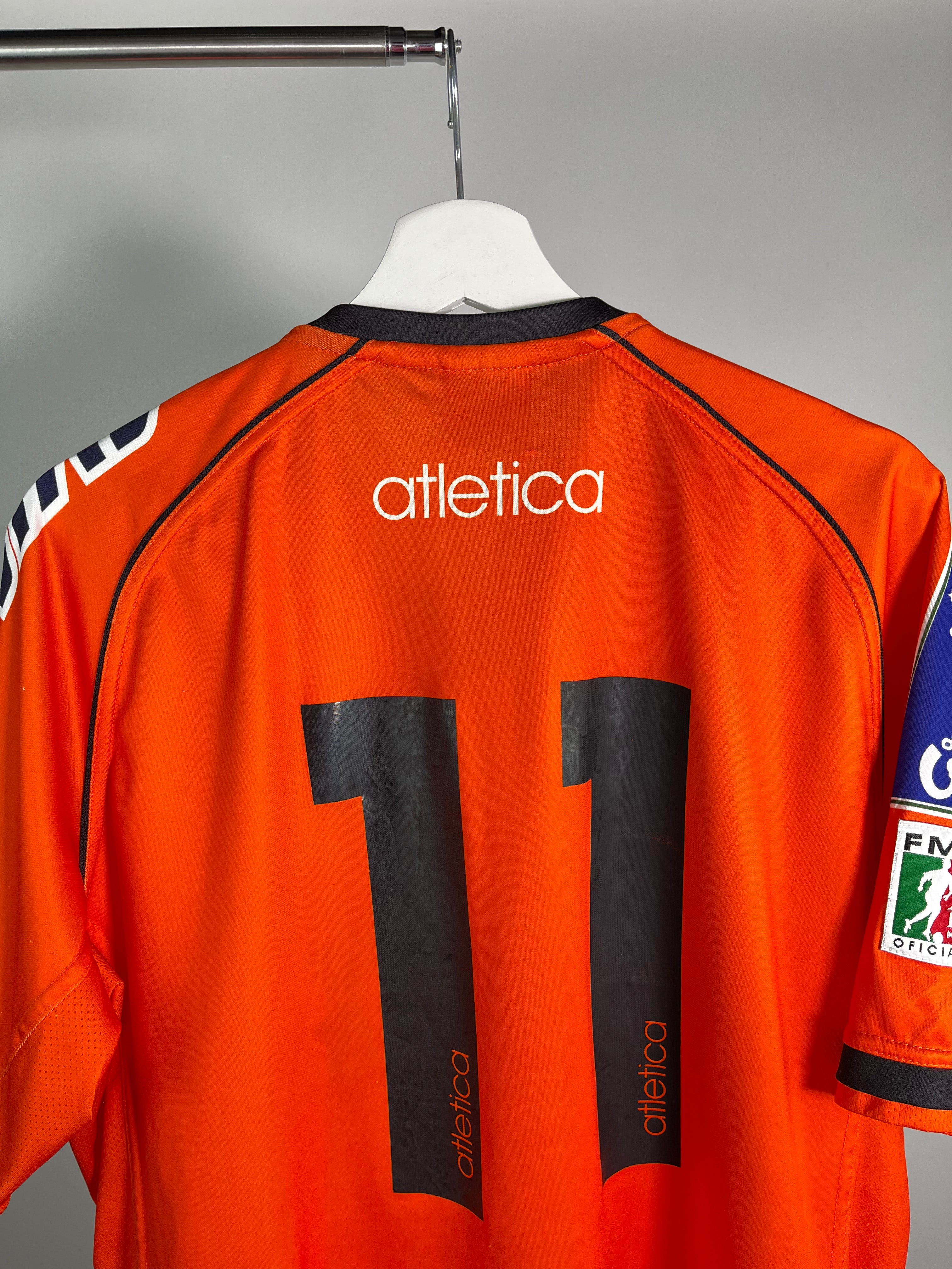Jersey Jaguares Local 2003 2004 Utilería Luis Hernández (L)