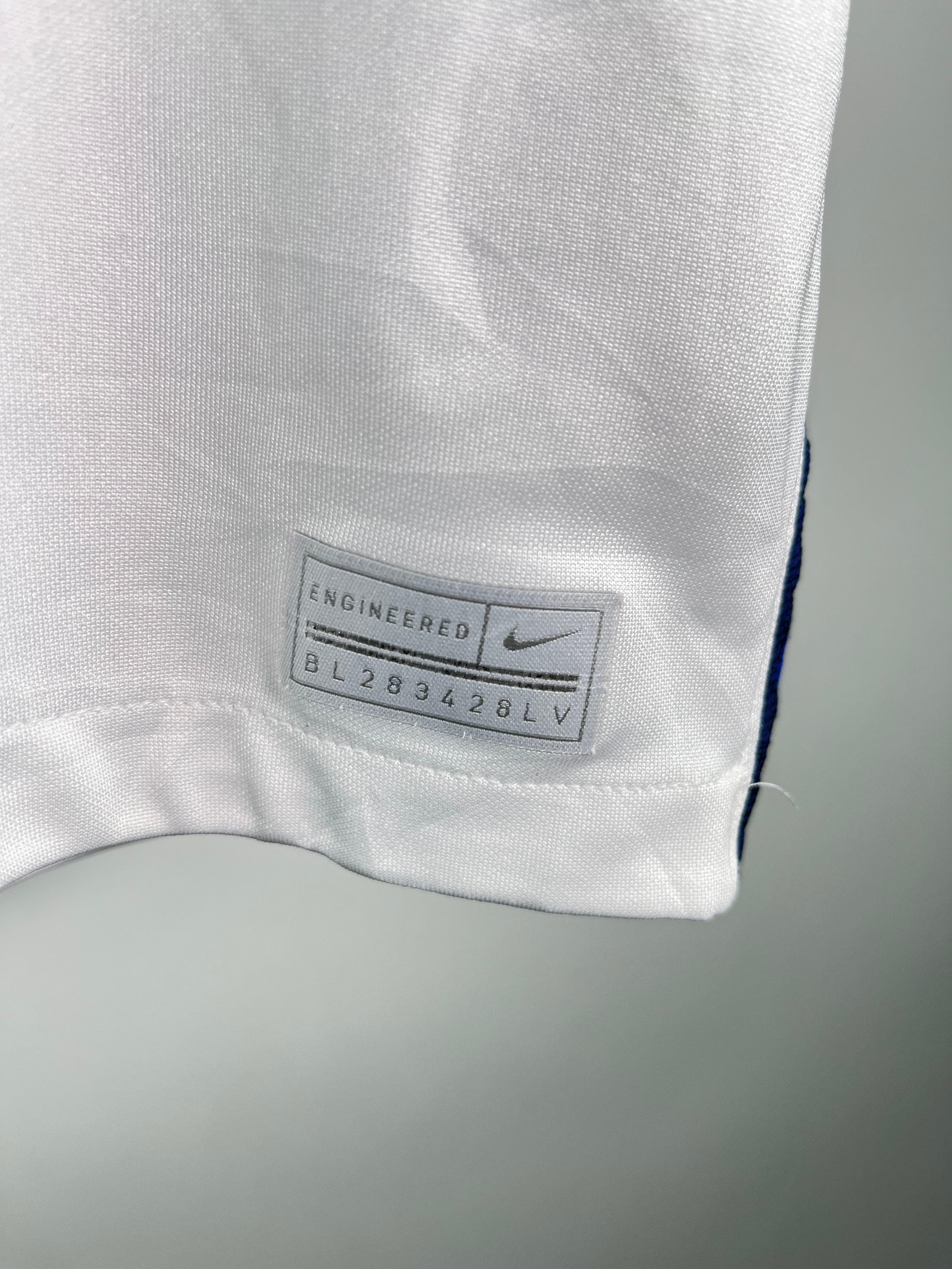Jersey Inglaterra Local 2022 2022 Harry Kane (XL Niño)