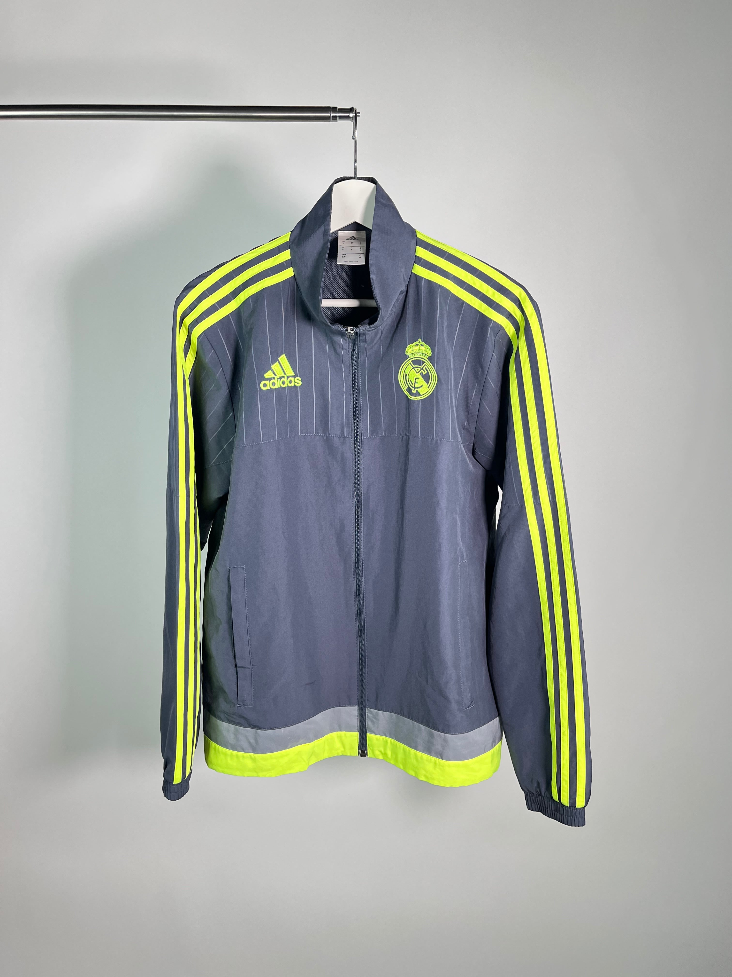 Conjunto Real Madrid 2015 2016 *Incluye Pants* (S)