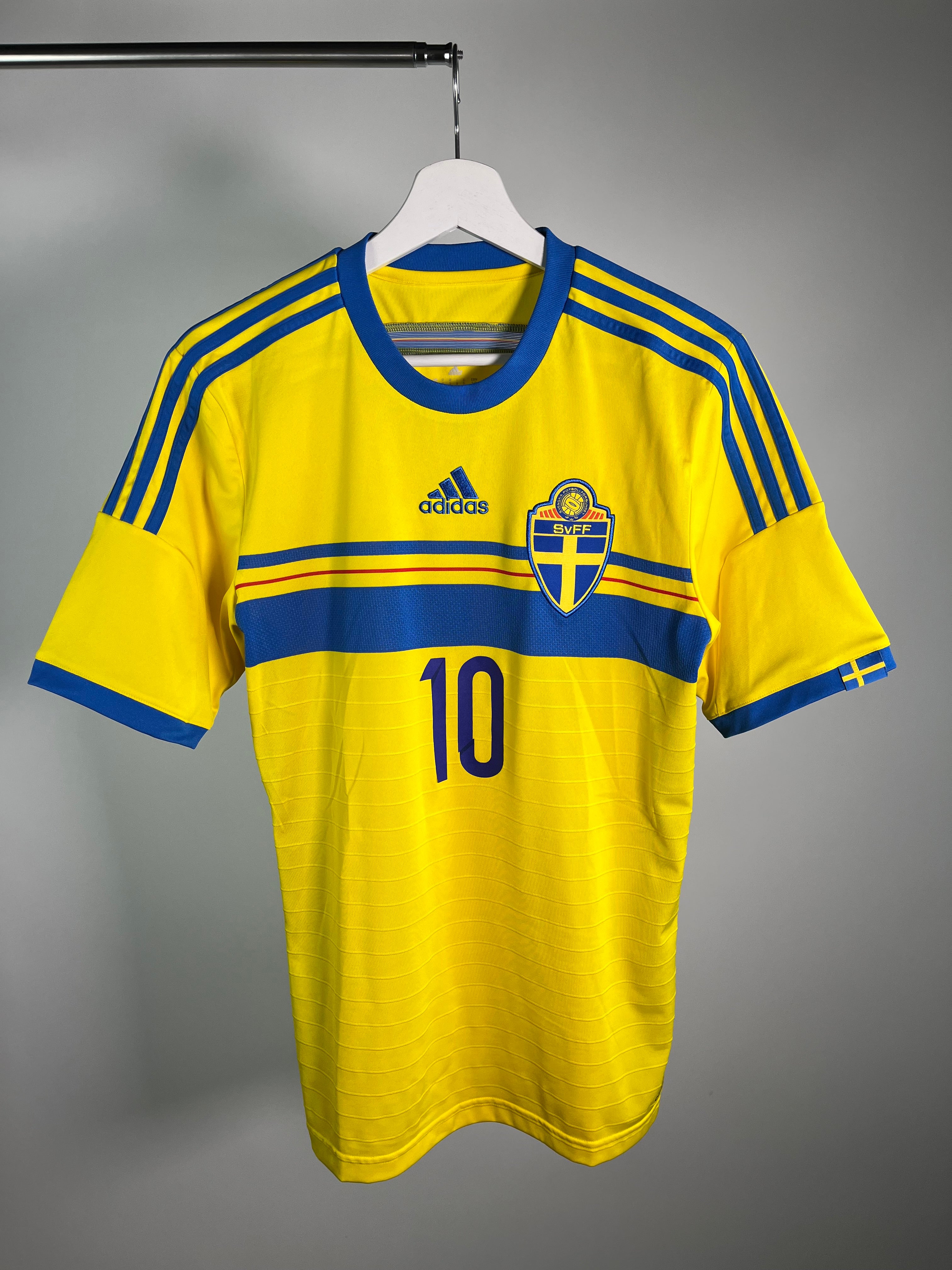 Jersey Suecia Local 2014 2015 Zlatan Ibrahimovic (S)