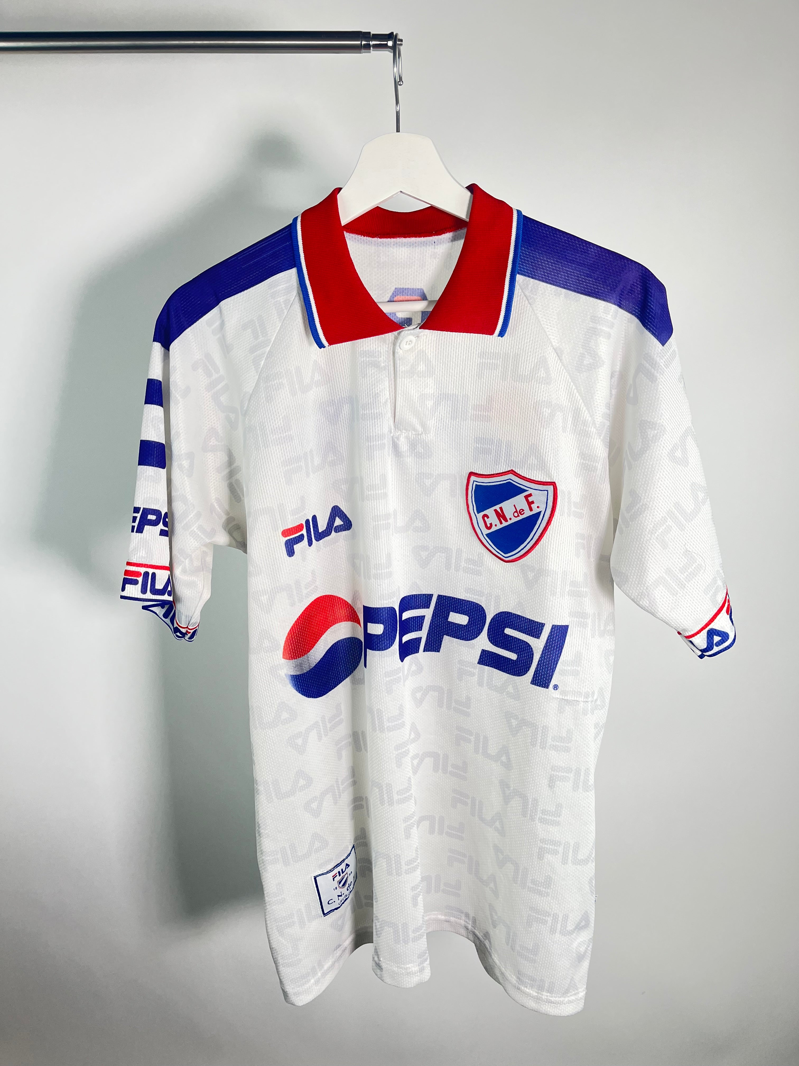 Jersey Club Nacional Local 2000 2001 (M)