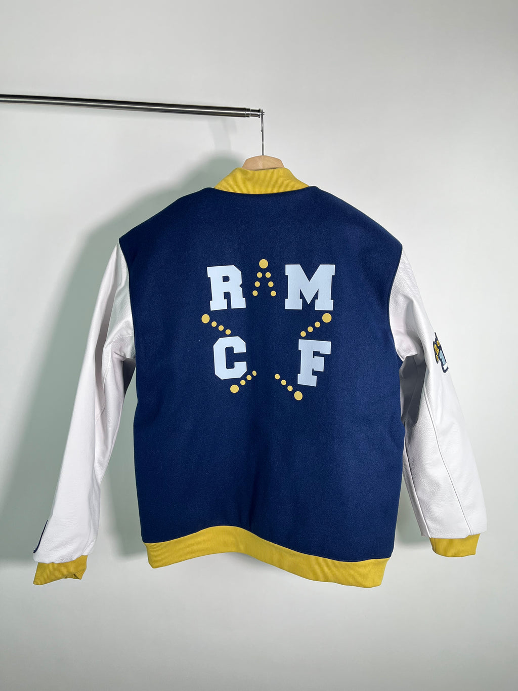 Chamarra Bomber Real Madrid 2024 2025 *C/Etiquetas* VRCT(M)