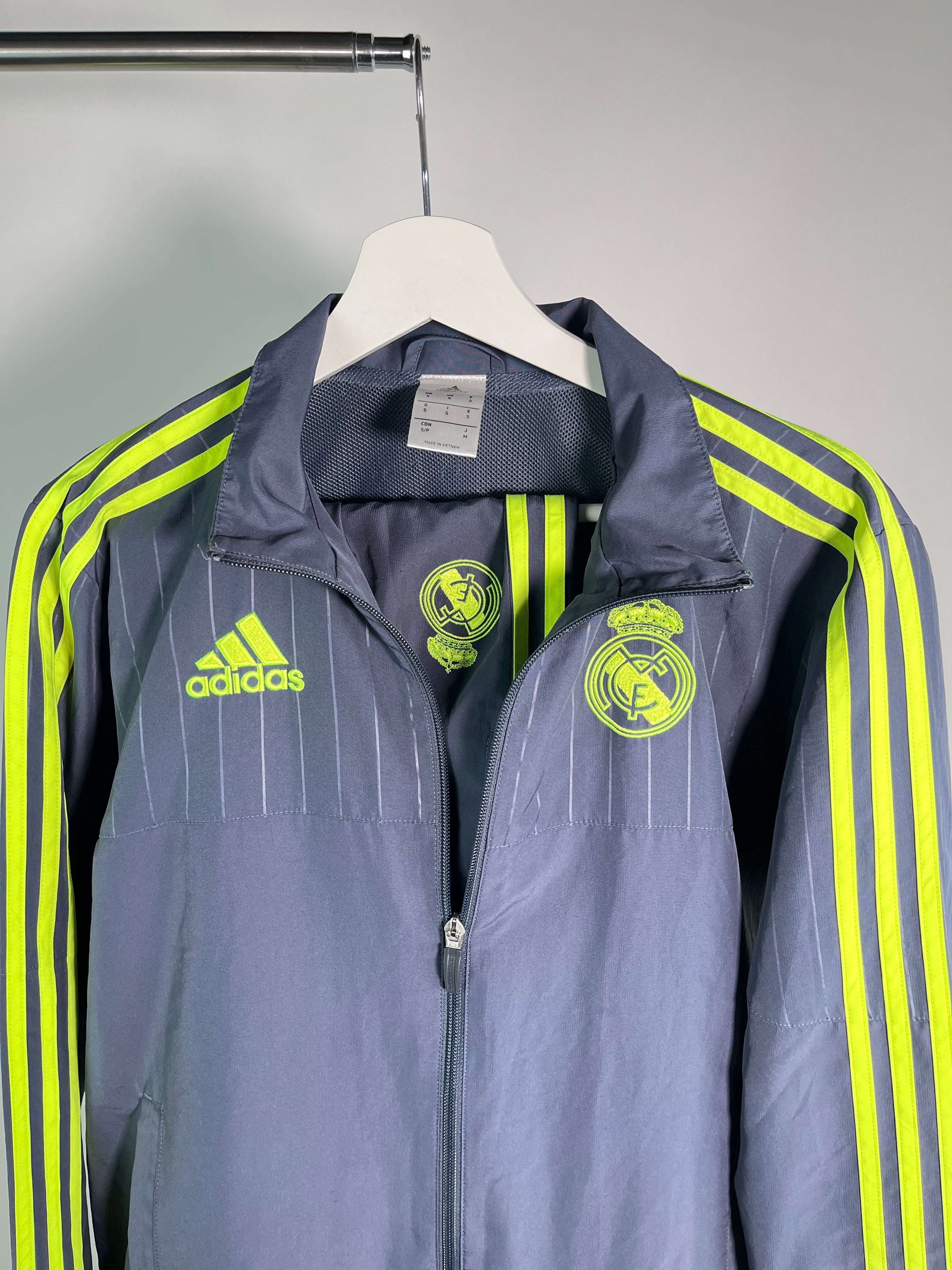 Conjunto Real Madrid 2015 2016 *Incluye Pants* (S)