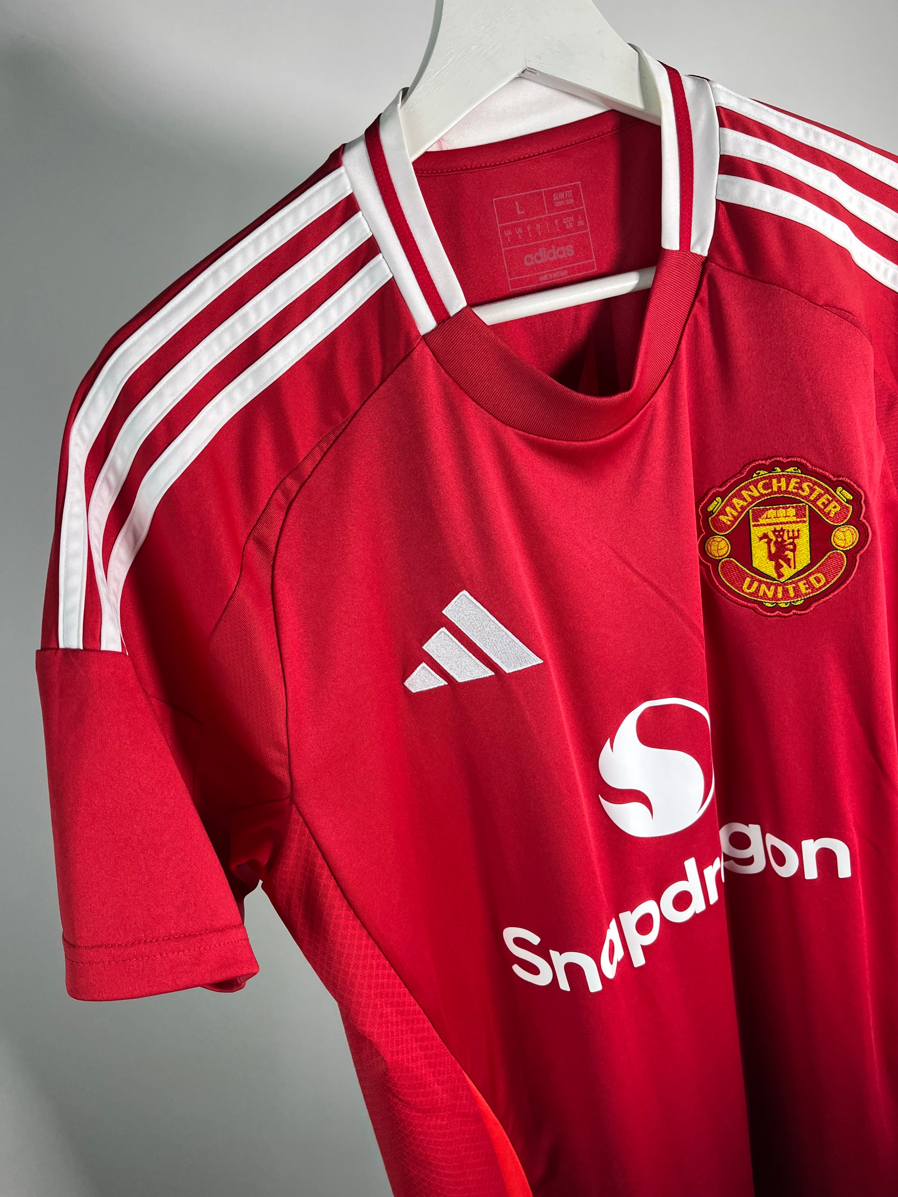 Jersey Manchester United Local 2024 2025 Bruno Fernandes (XL)