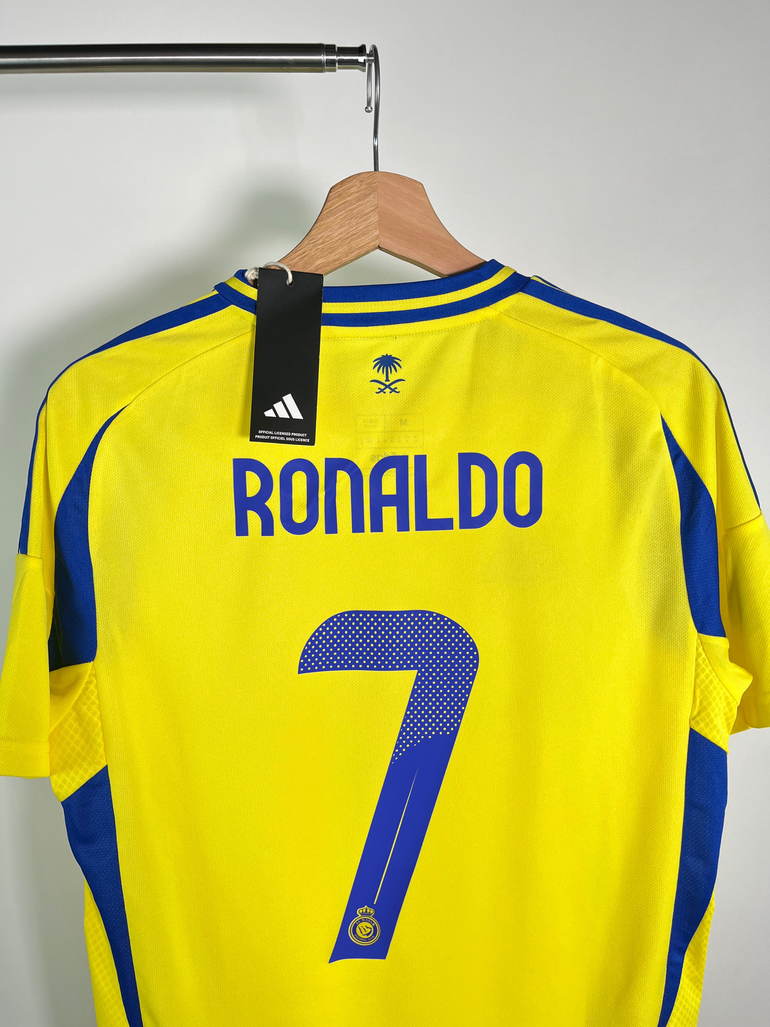 Jersey Al Nassr Local 2024 2025 *C/Etiquetas* Cristiano Ronaldo (M)
