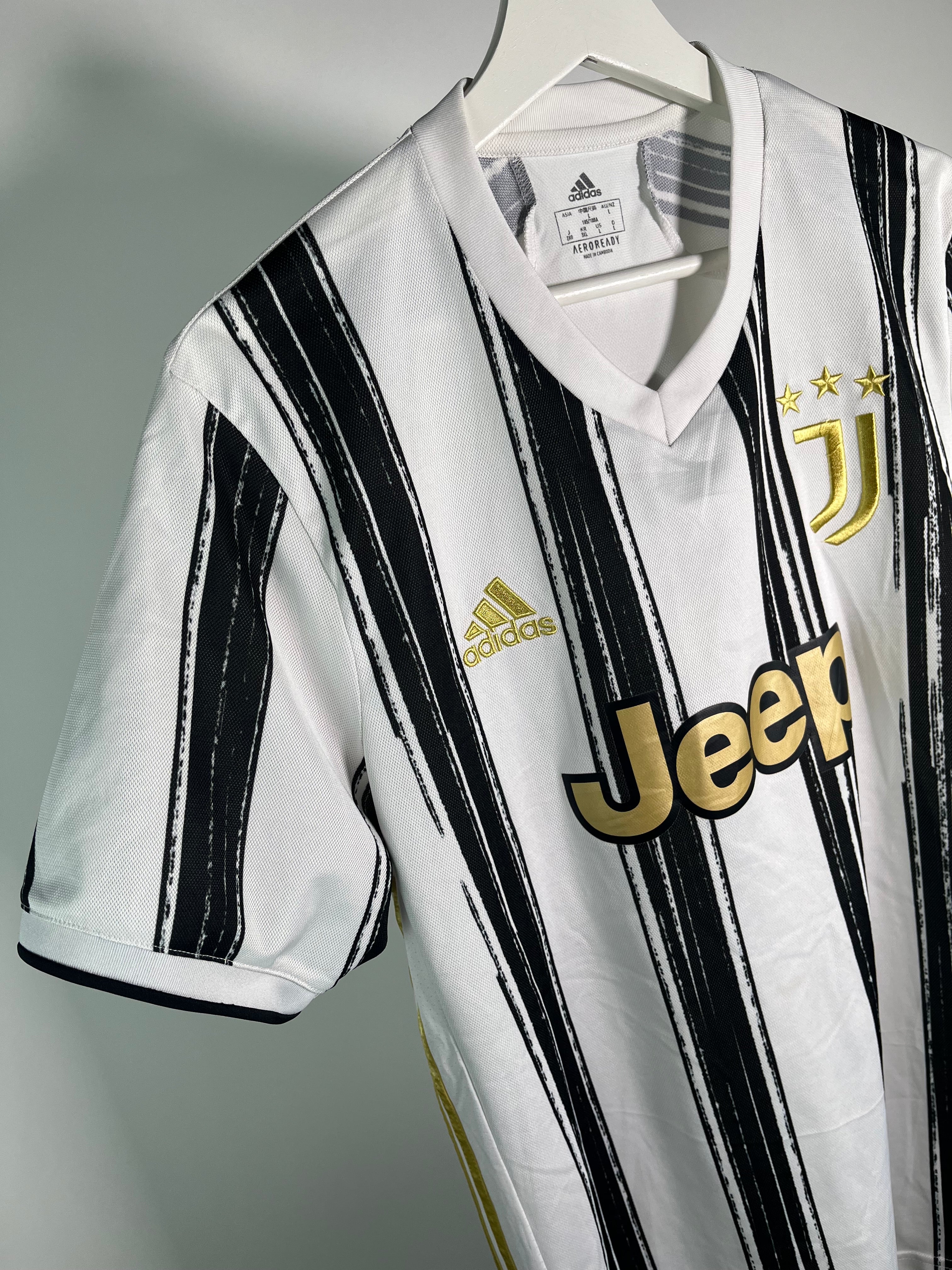 Jersey Juventus Local 2020 2021 Cristiano Ronaldo (L)
