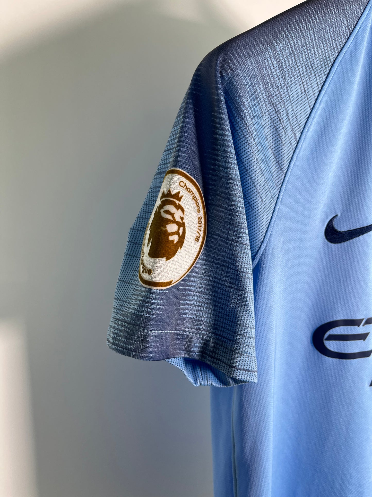 Jersey Manchester City Local 2018 2019 Kun Aguero (M)