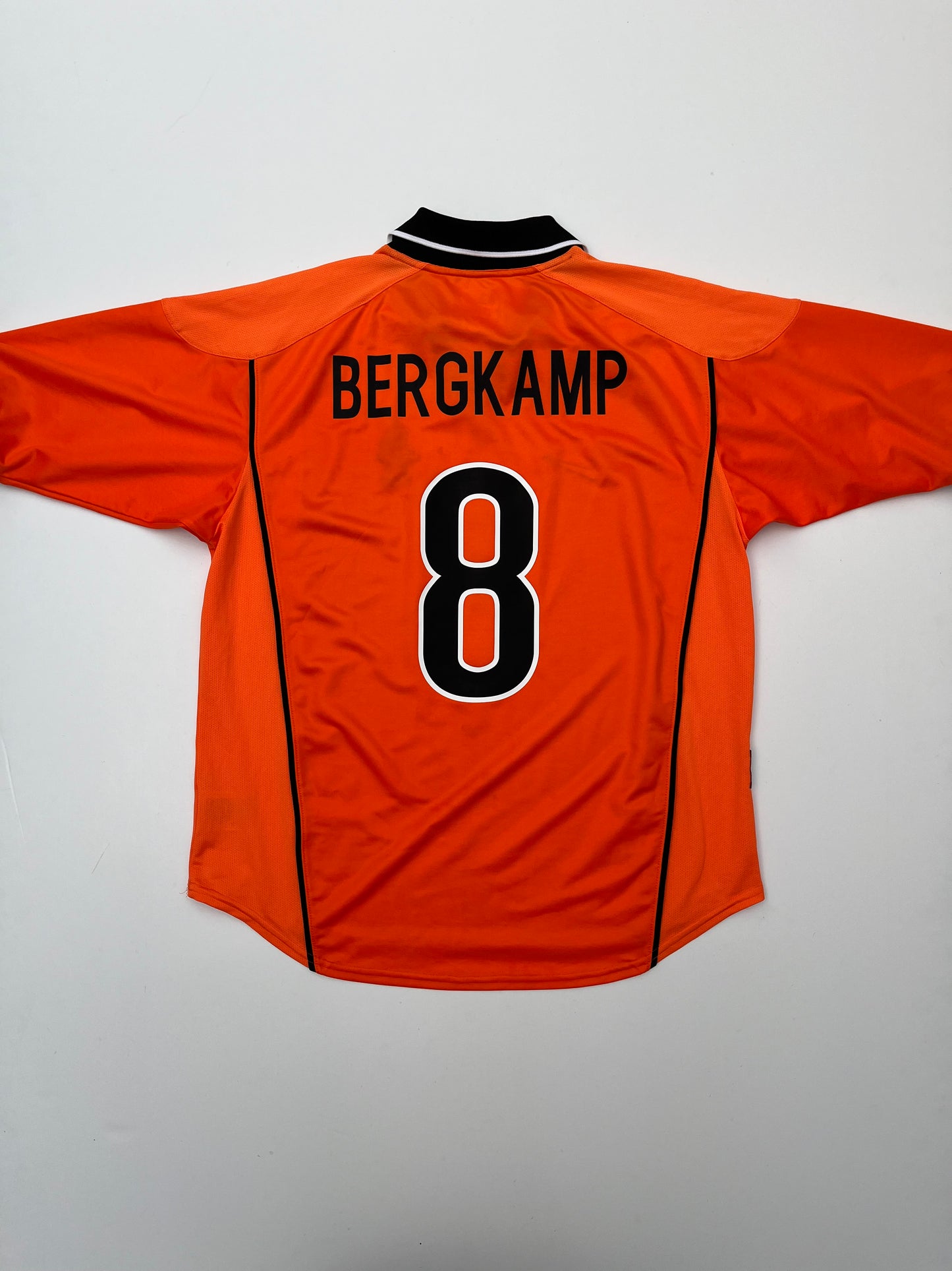 Jersey Países Bajos Local 1998 1999 Dennis Bergkamp (L)