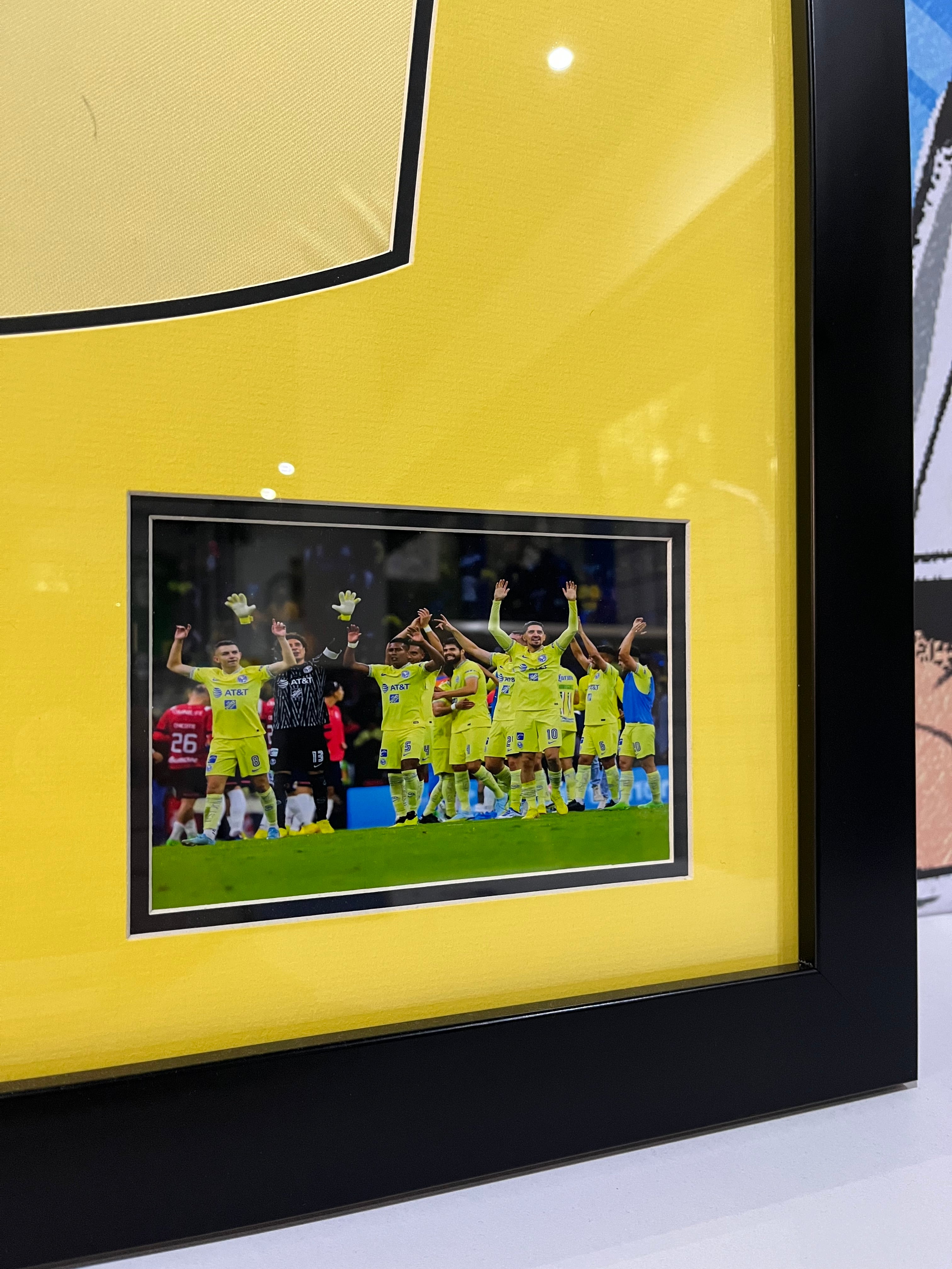 Jersey Club América Local 2022 2023 *Enmarcado* Autografiado por Plantilla