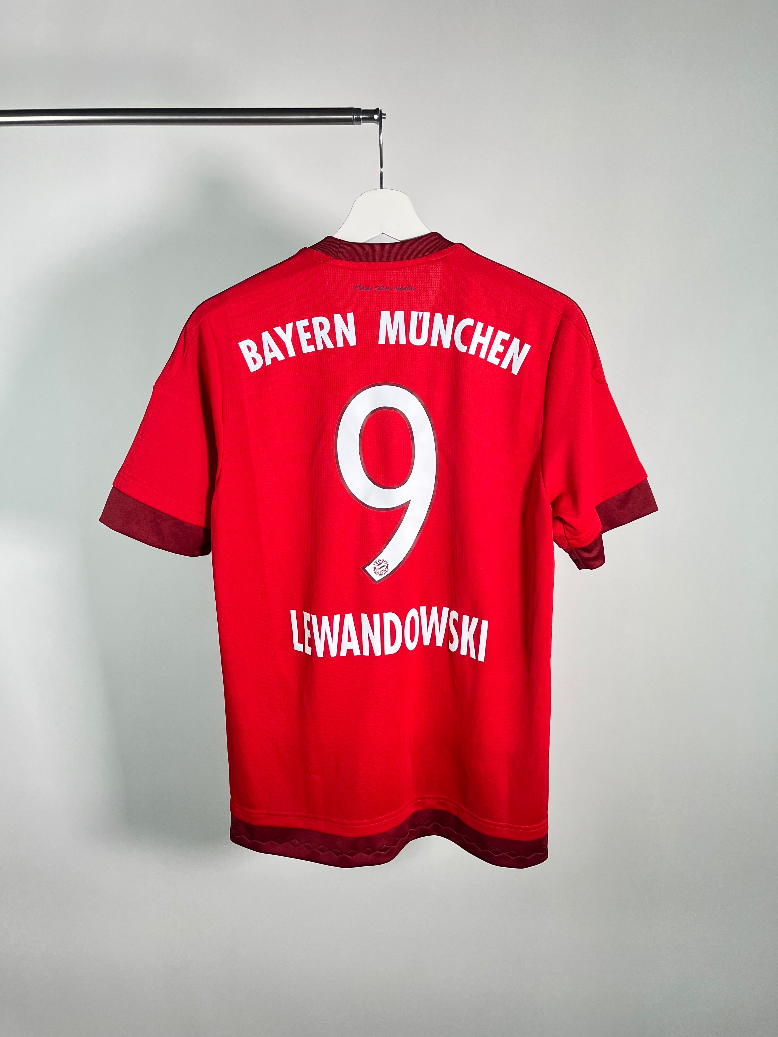 Jersey Bayern Munich Local 2015 2016 Robert Lewandowski (S)