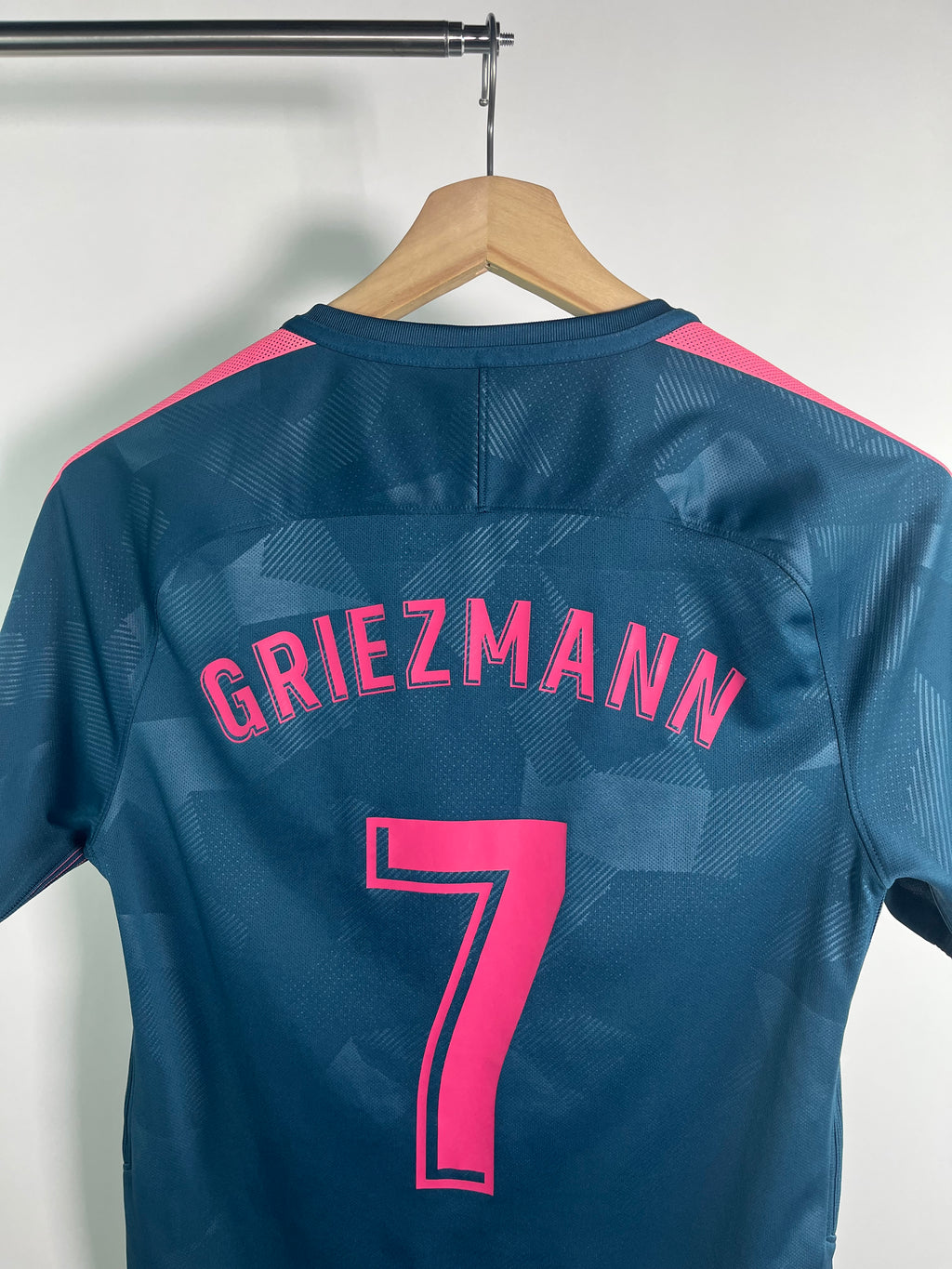 Jersey Atletico de Madrid Tercera 2017 2018 Antoine Griezmann (S)