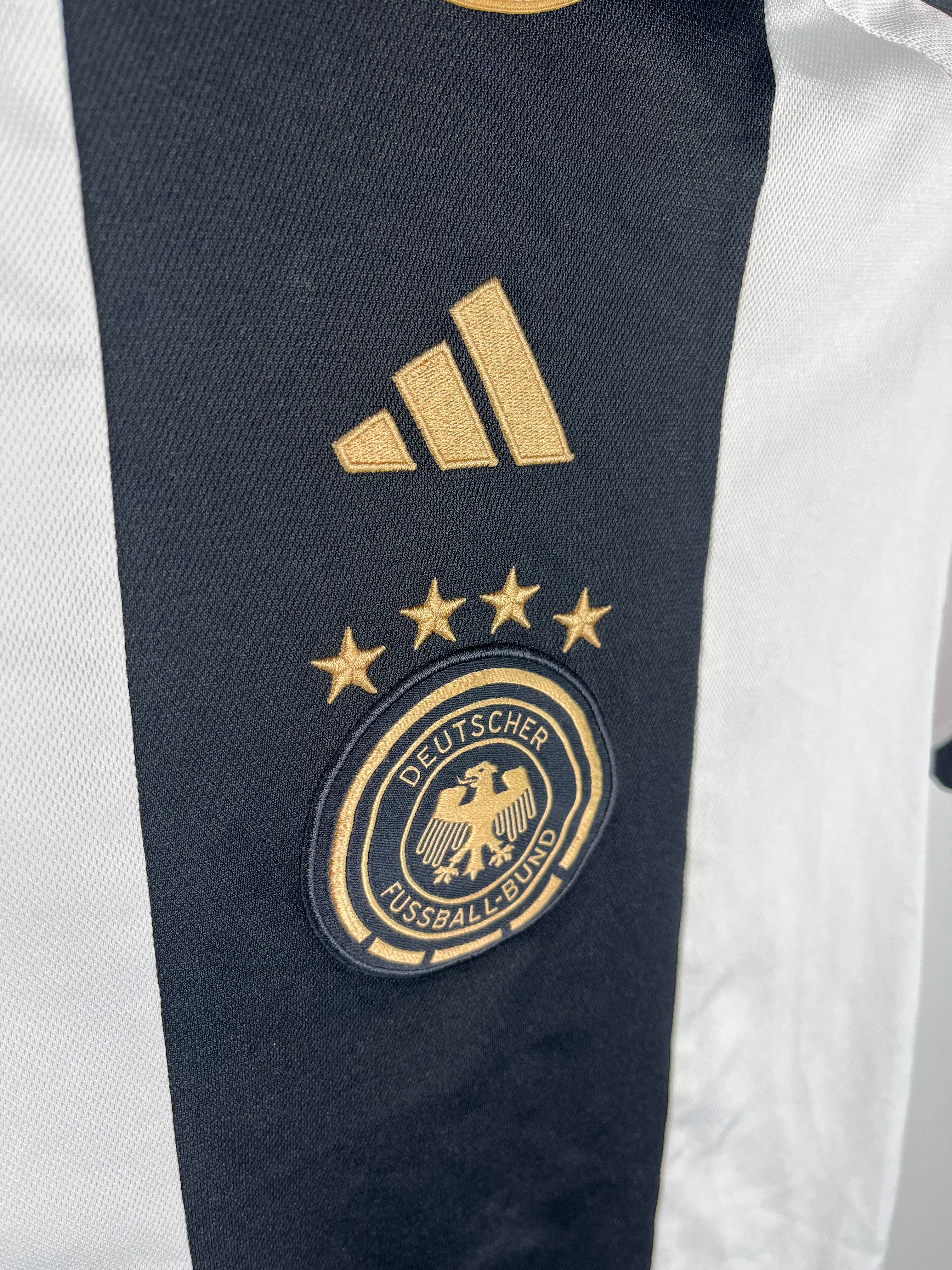 Jersey Alemania Local 2022 2024 (L niño)