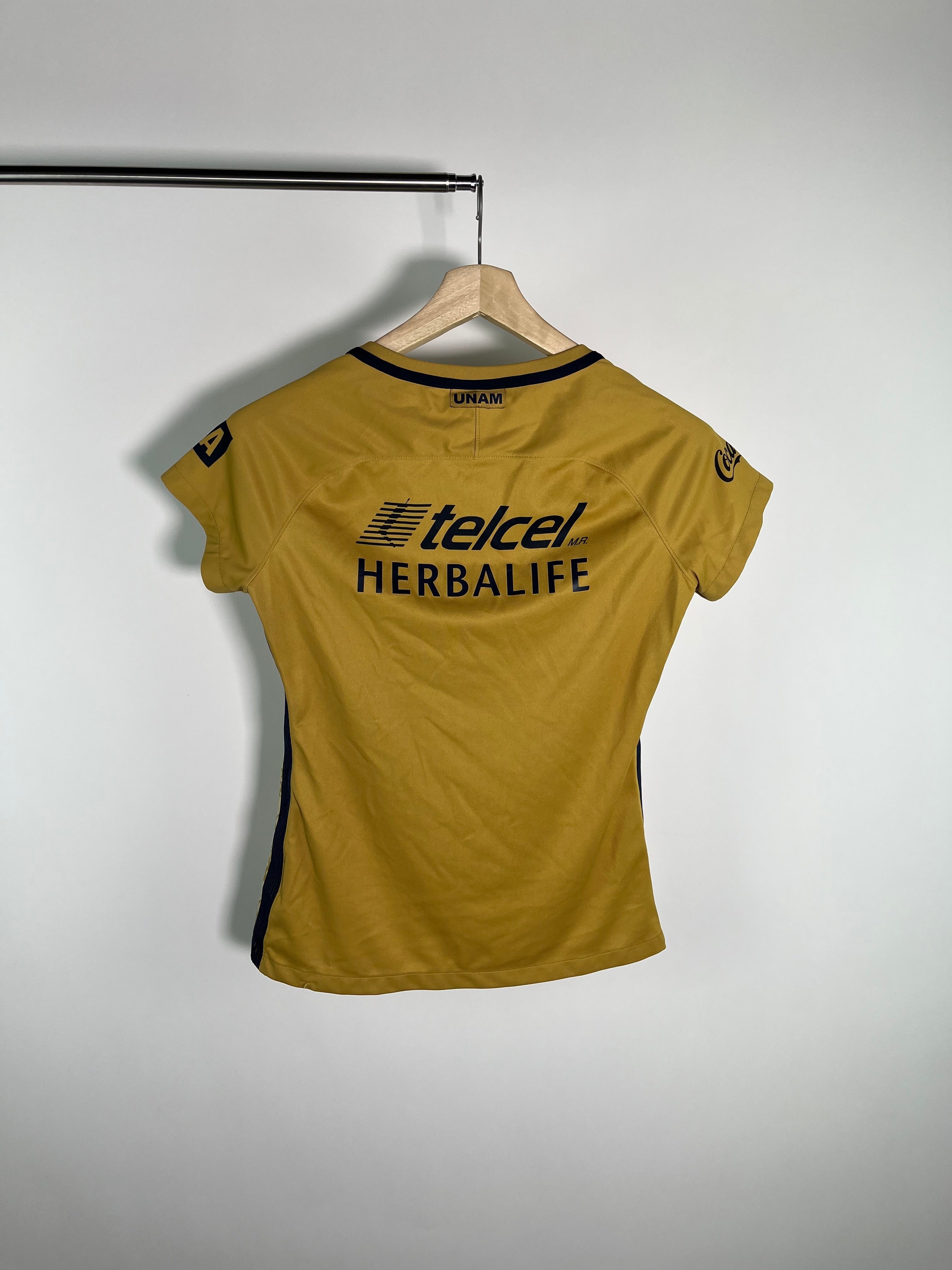 Jersey Pumas Local 2016 2017 *Biblioteca Central* (M Mujer)