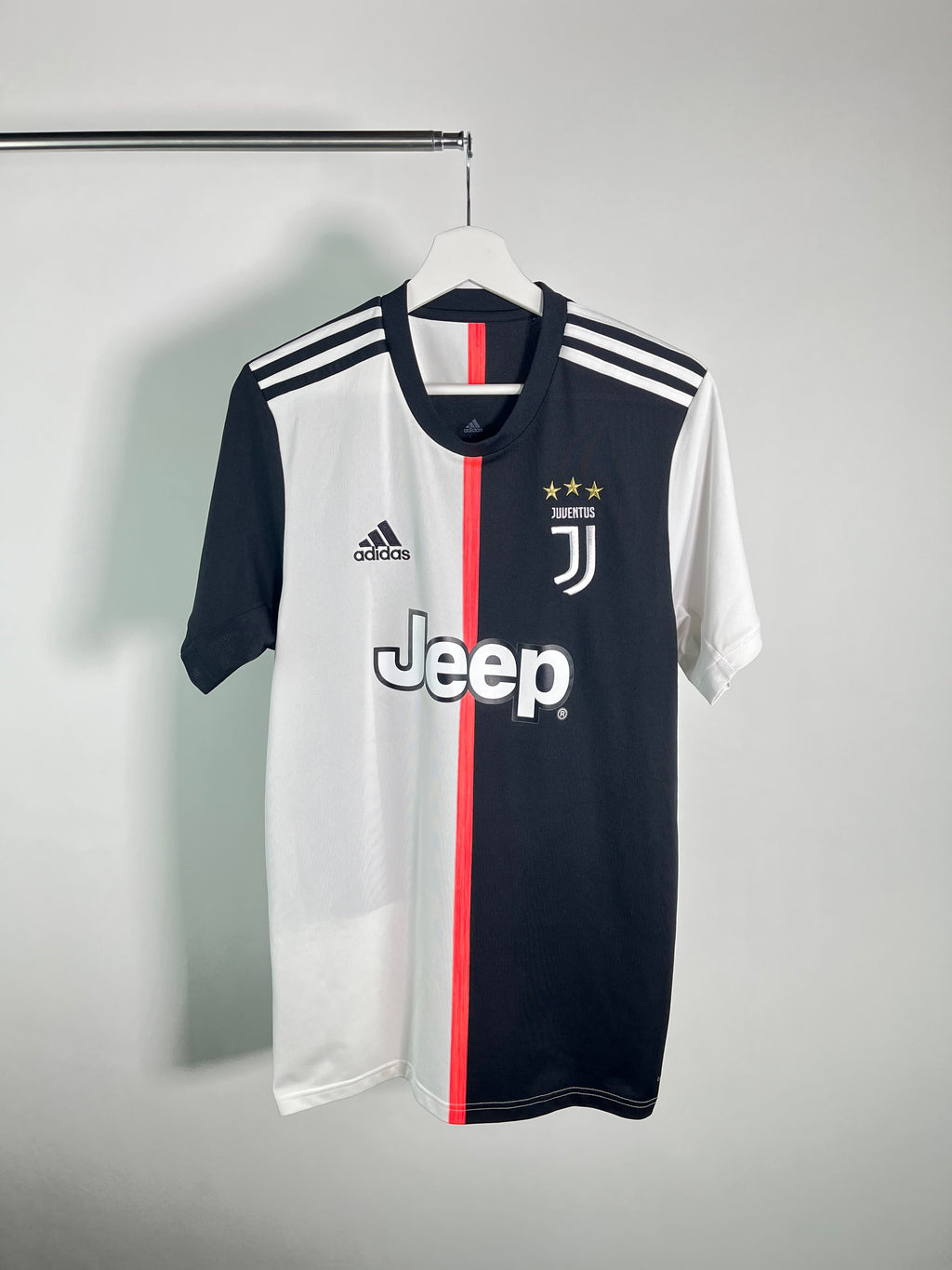 Jersey Juventus Local 2019 2020 Cristiano Ronaldo (M)