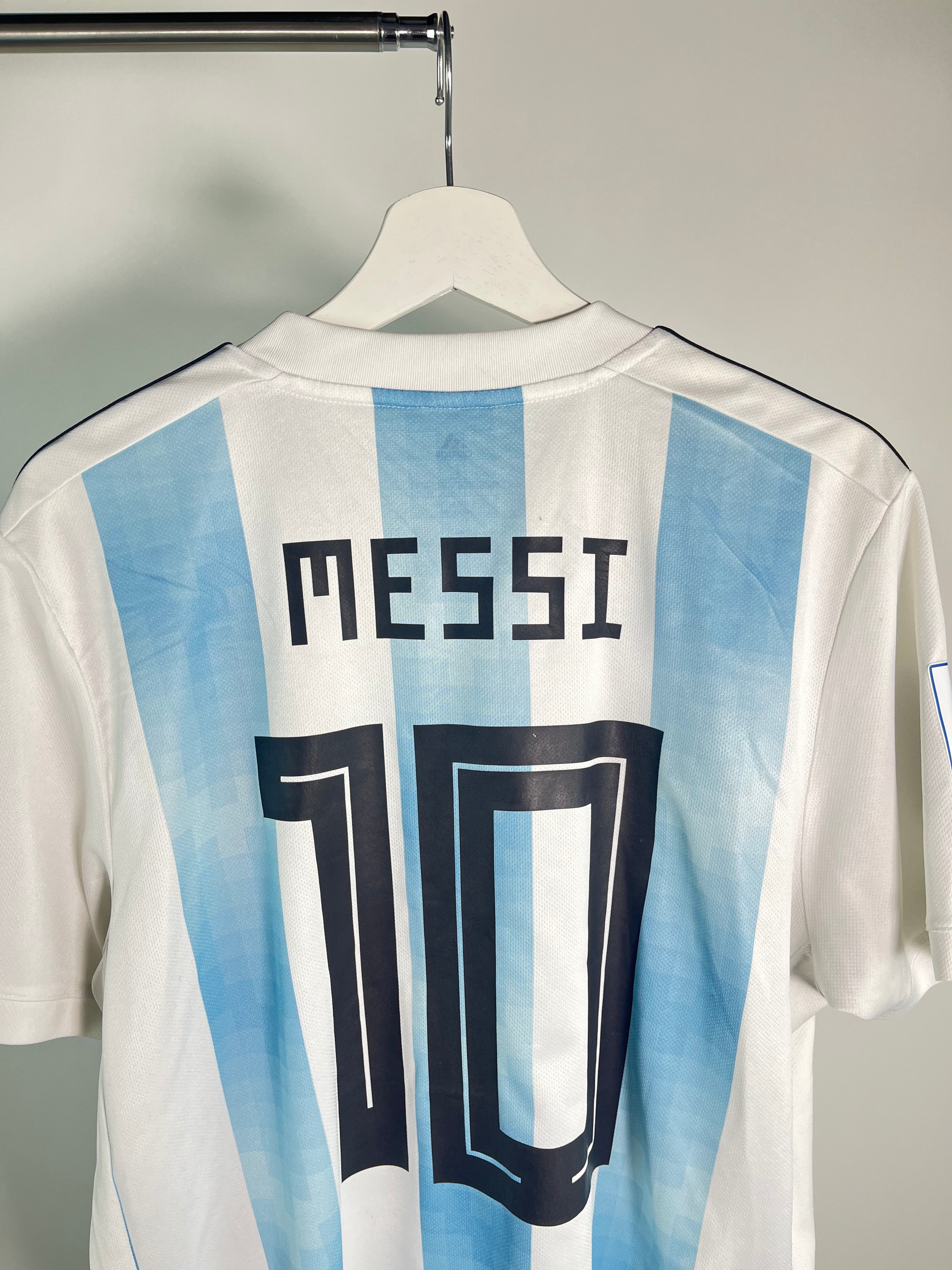 Jersey Argentina Local 2018 2020 Lionel Messi (L)