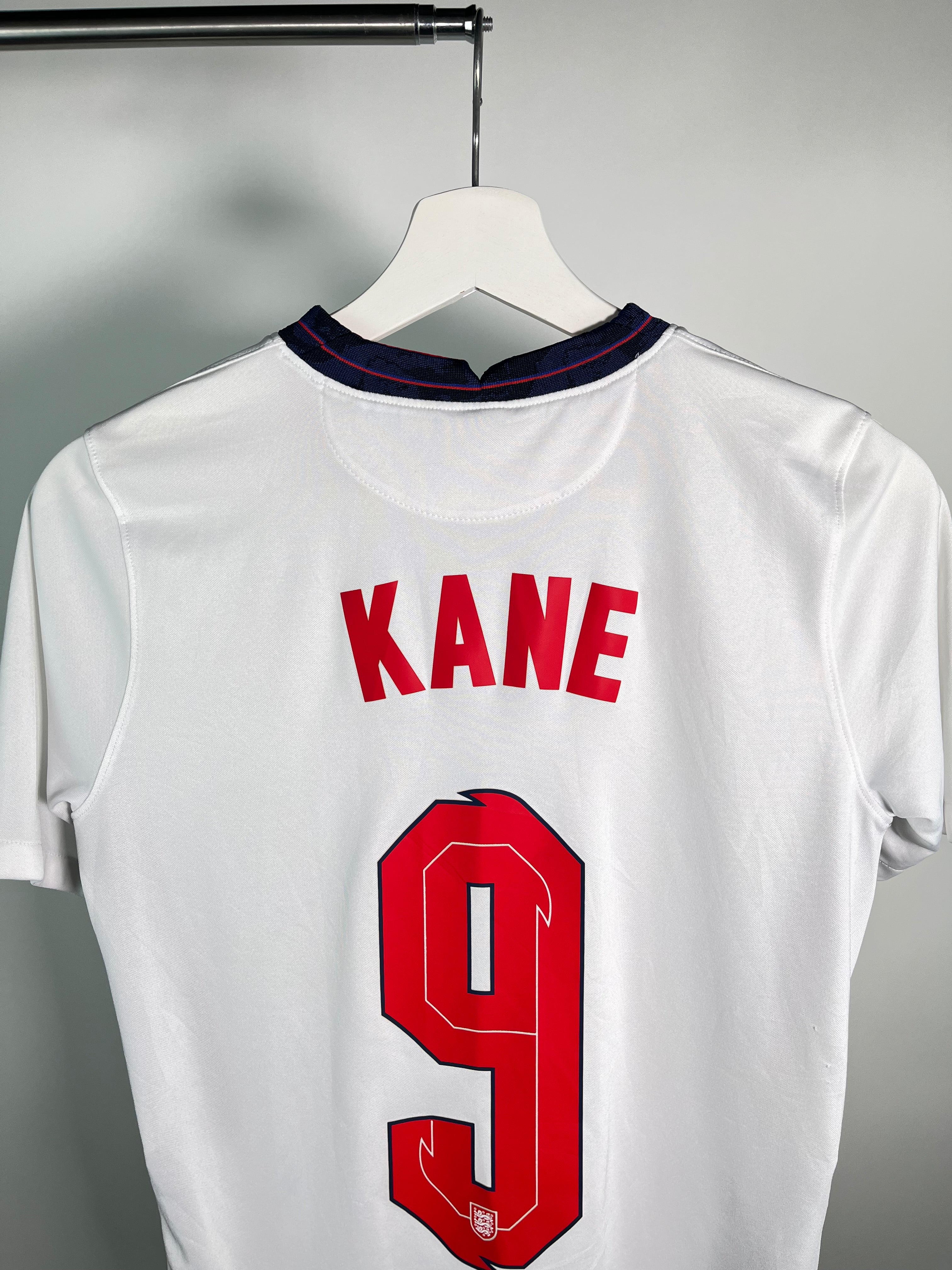 Jersey Inglaterra Local 2022 2022 Harry Kane (XL Niño)