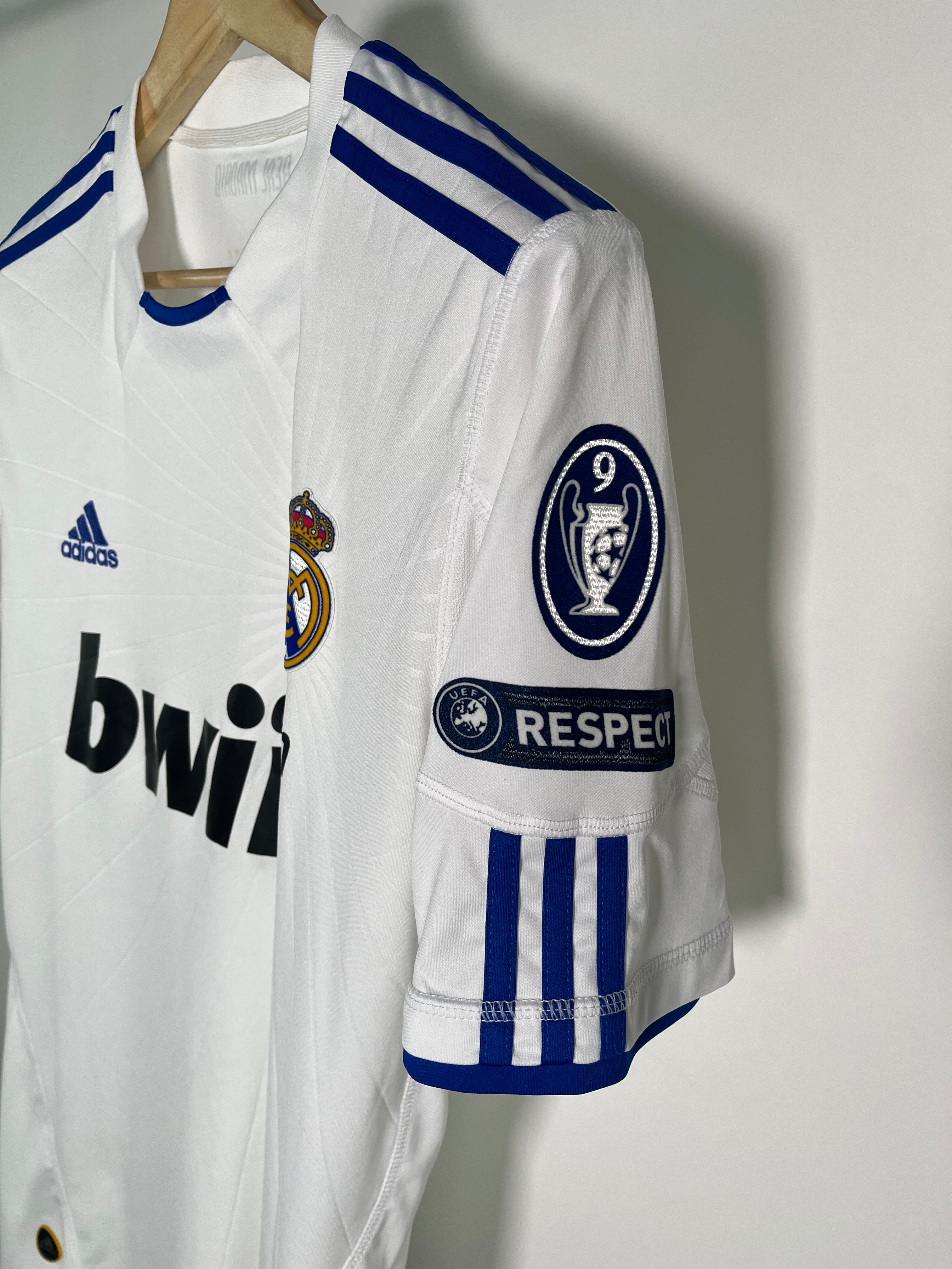Jersey Real Madrid Local 2010 2011 *Champions League* (M)