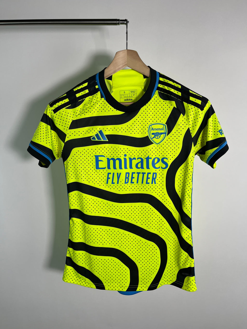 Jersey Arsenal Visita 2023 2024 (S Mujer)