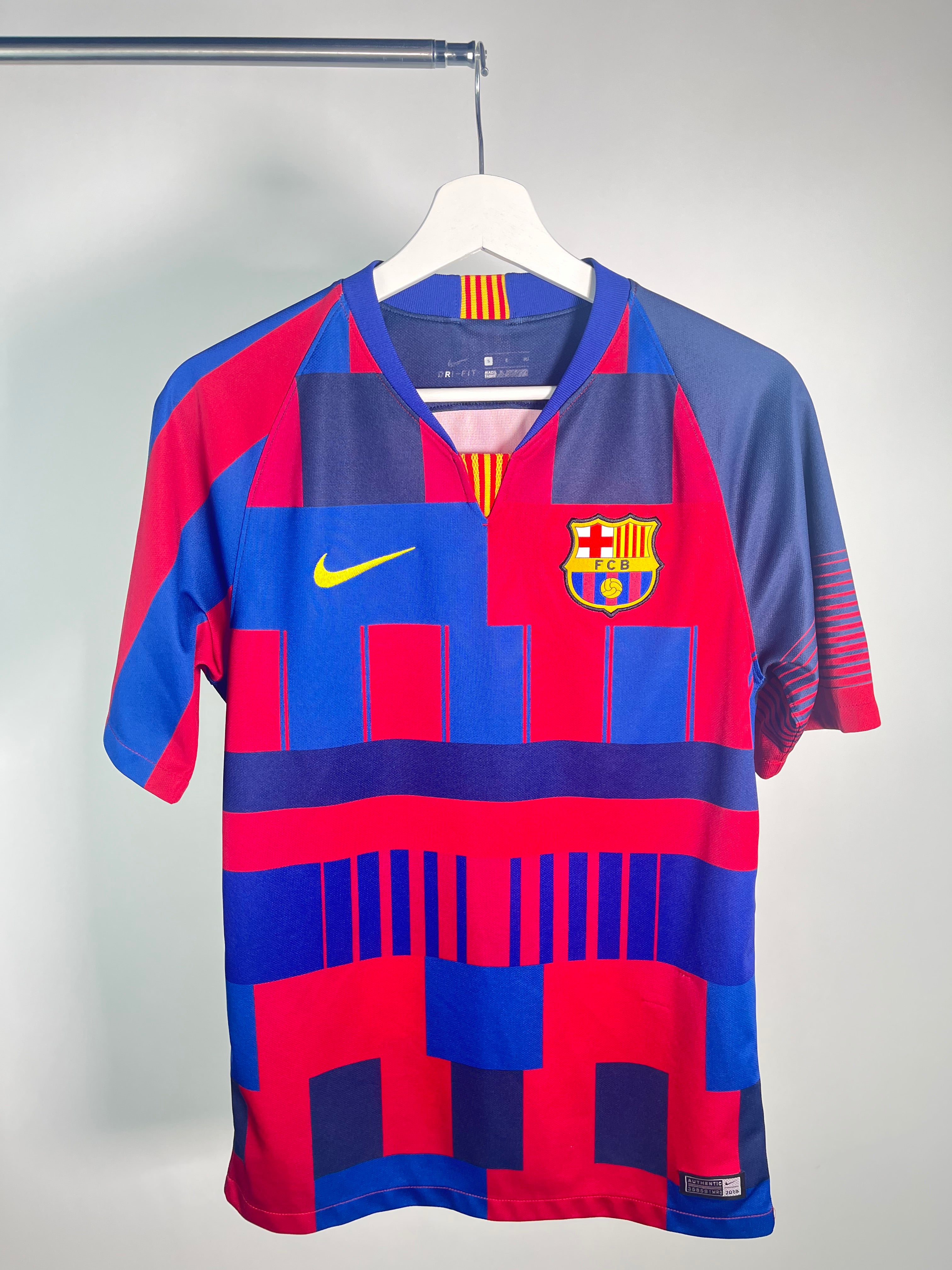 Jersey Barcelona Especial 2018 2019 Lionel Messi (S)