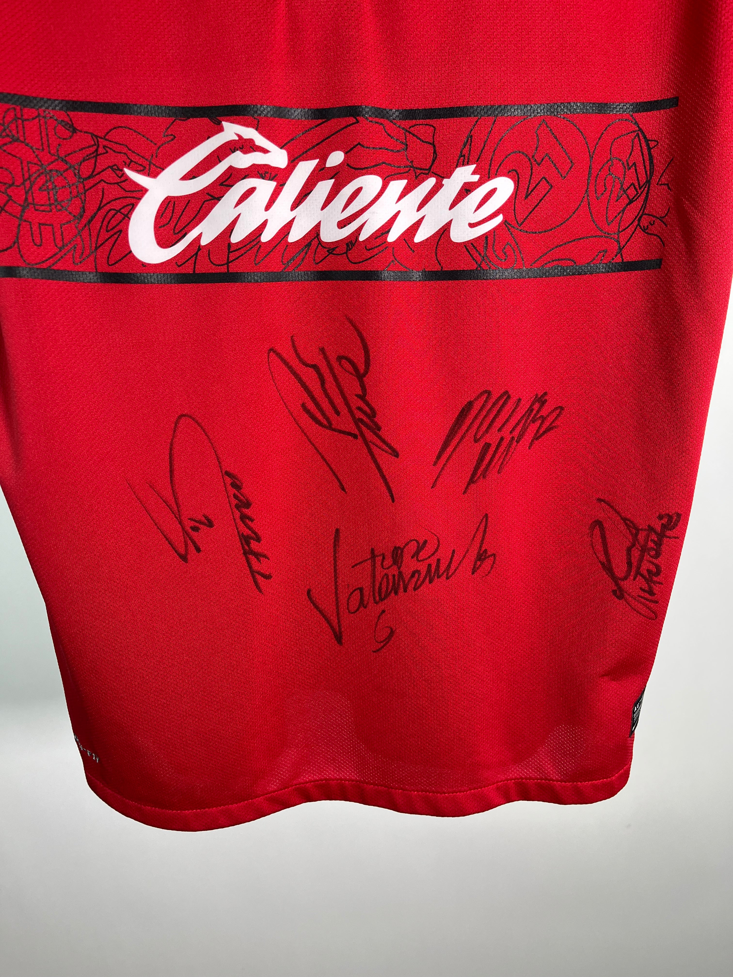 Jersey Xolos Local 2012 2013 Autografiada (XL Niño)