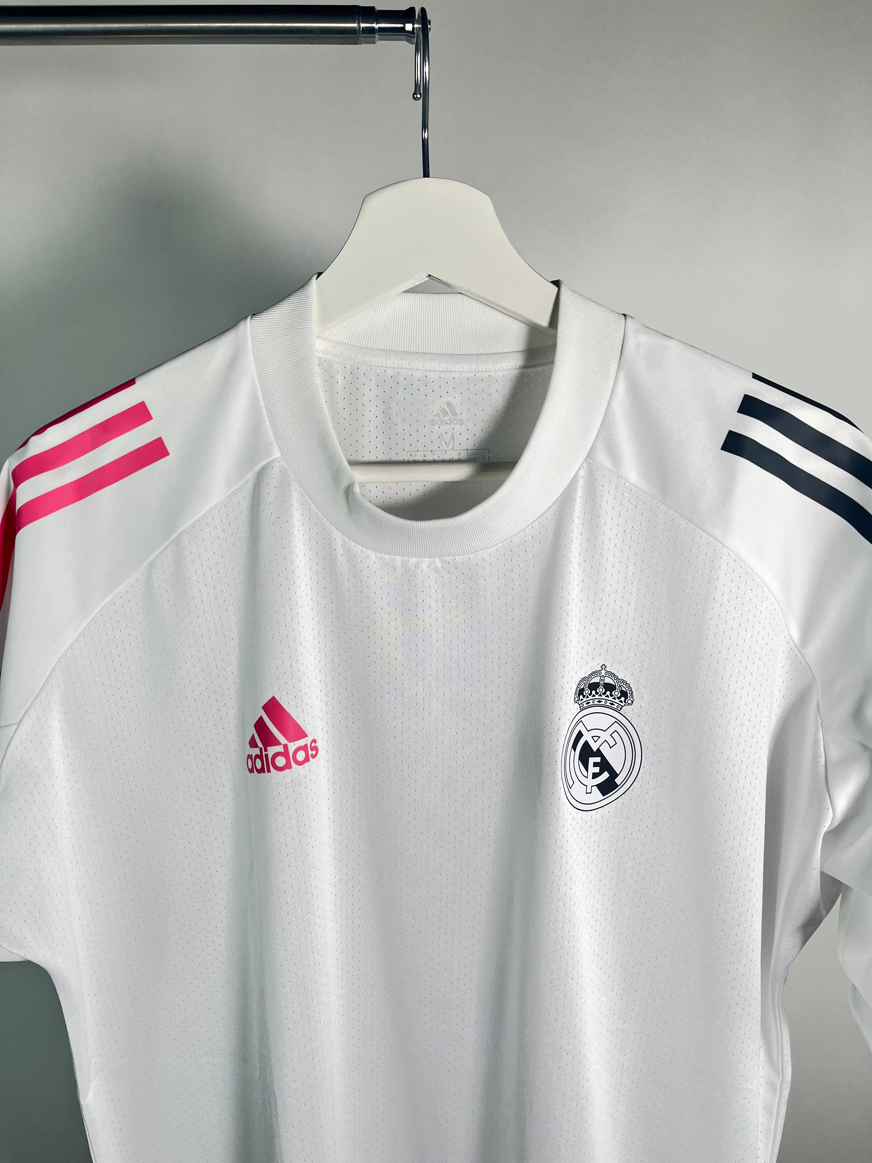 Jersey Real Madrid Entrenamiento 2020 2021 (M)