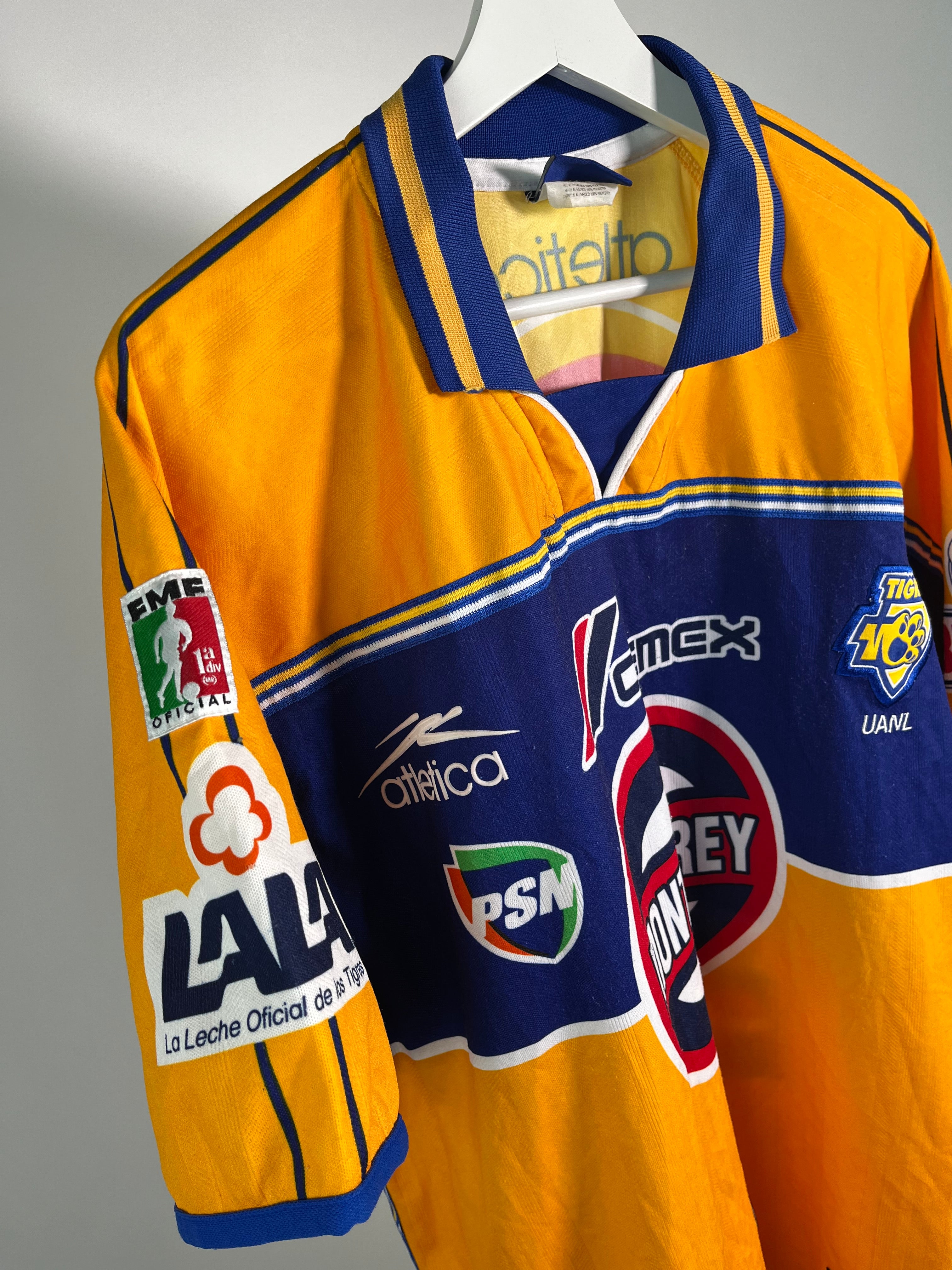 Jersey Tigres Local 2000 2001 (L)
