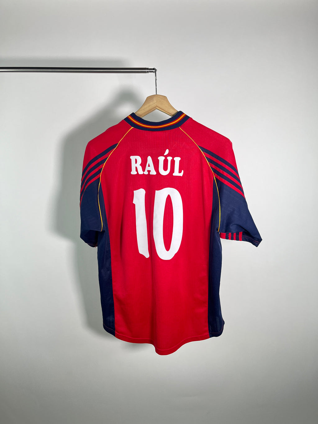 Jersey España Local 1998 2000 Raúl González (L)