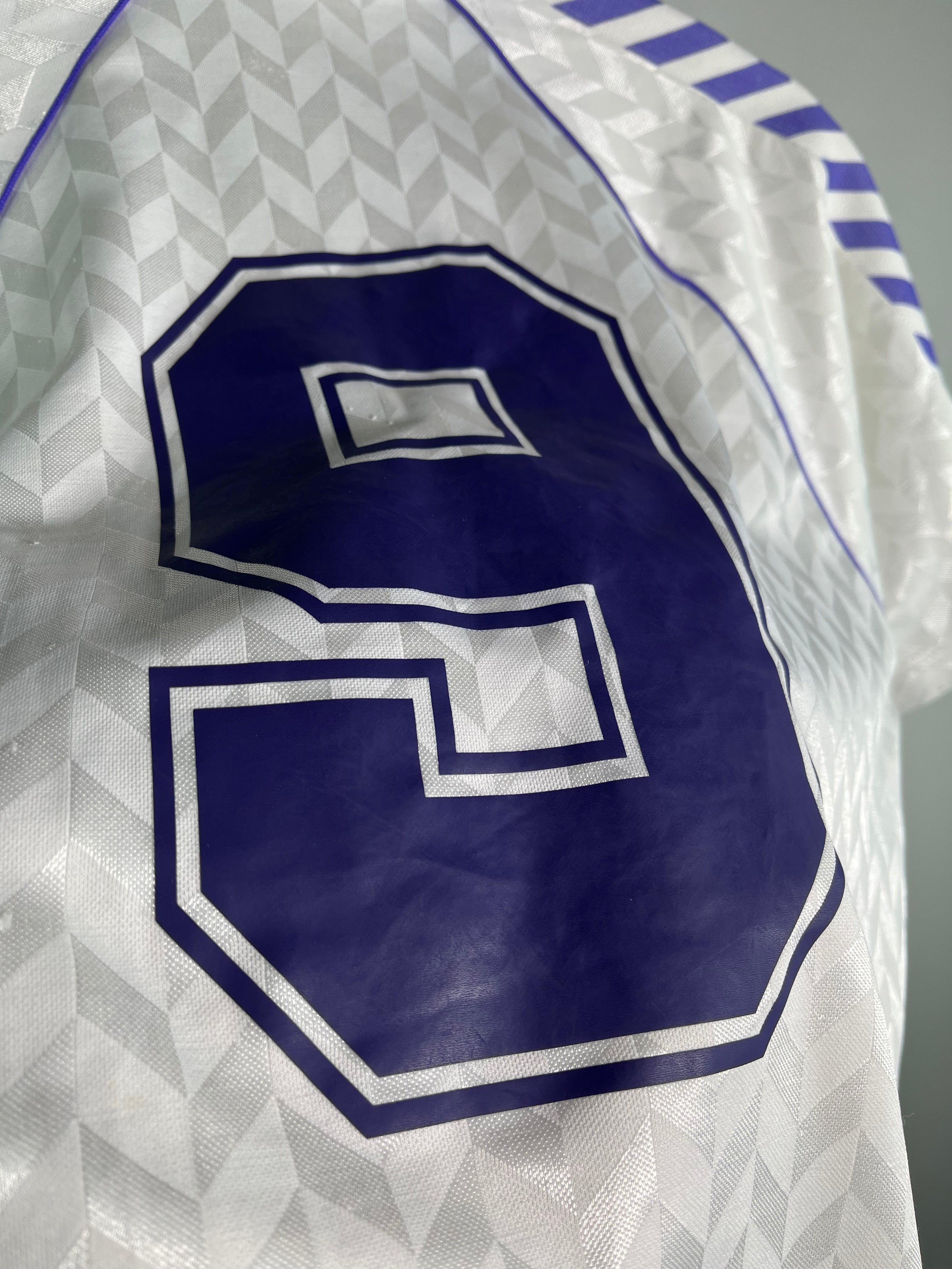 Jersey Real Madrid Local 1986 1987 Hugo Sánchez (S)