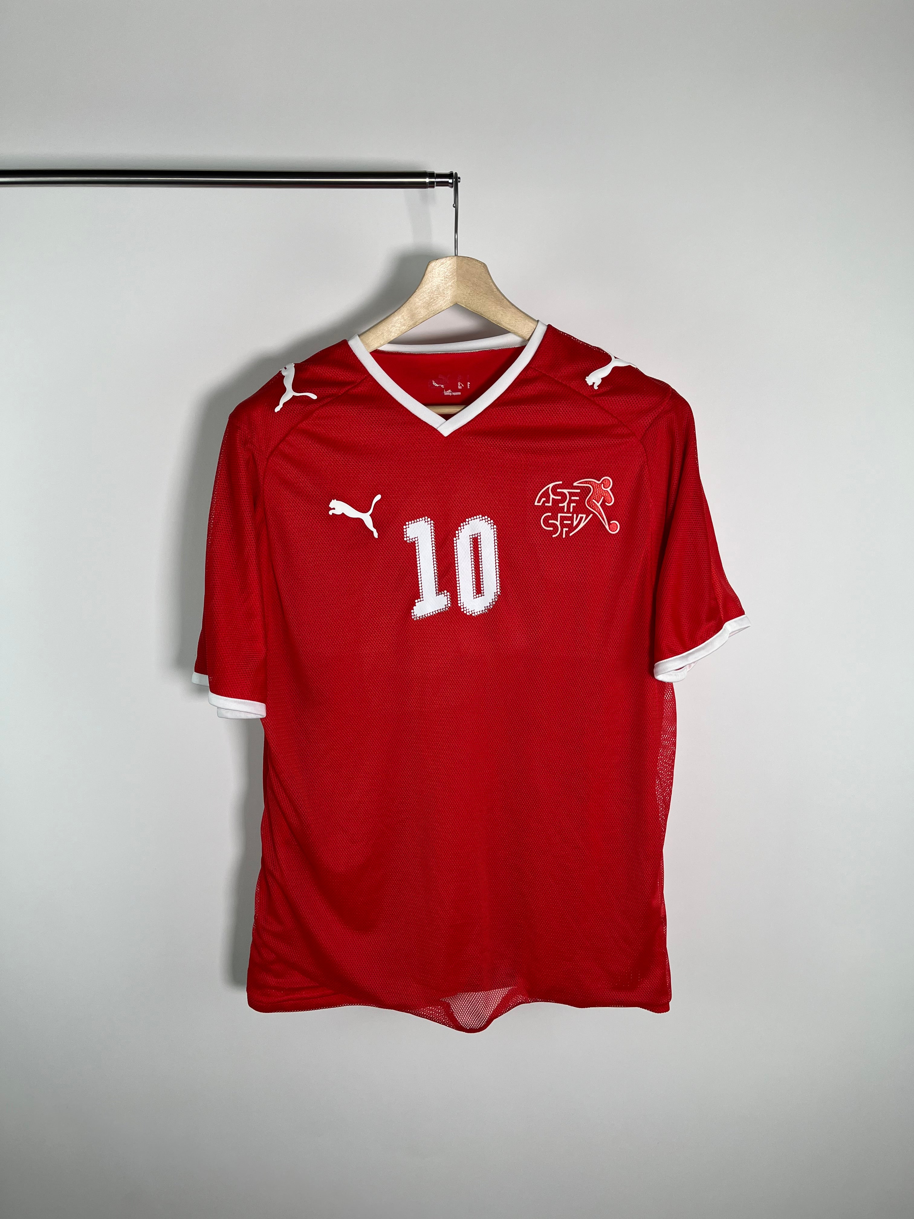 Jersey Suiza Local 2008 2010 Murat Yakın (L)
