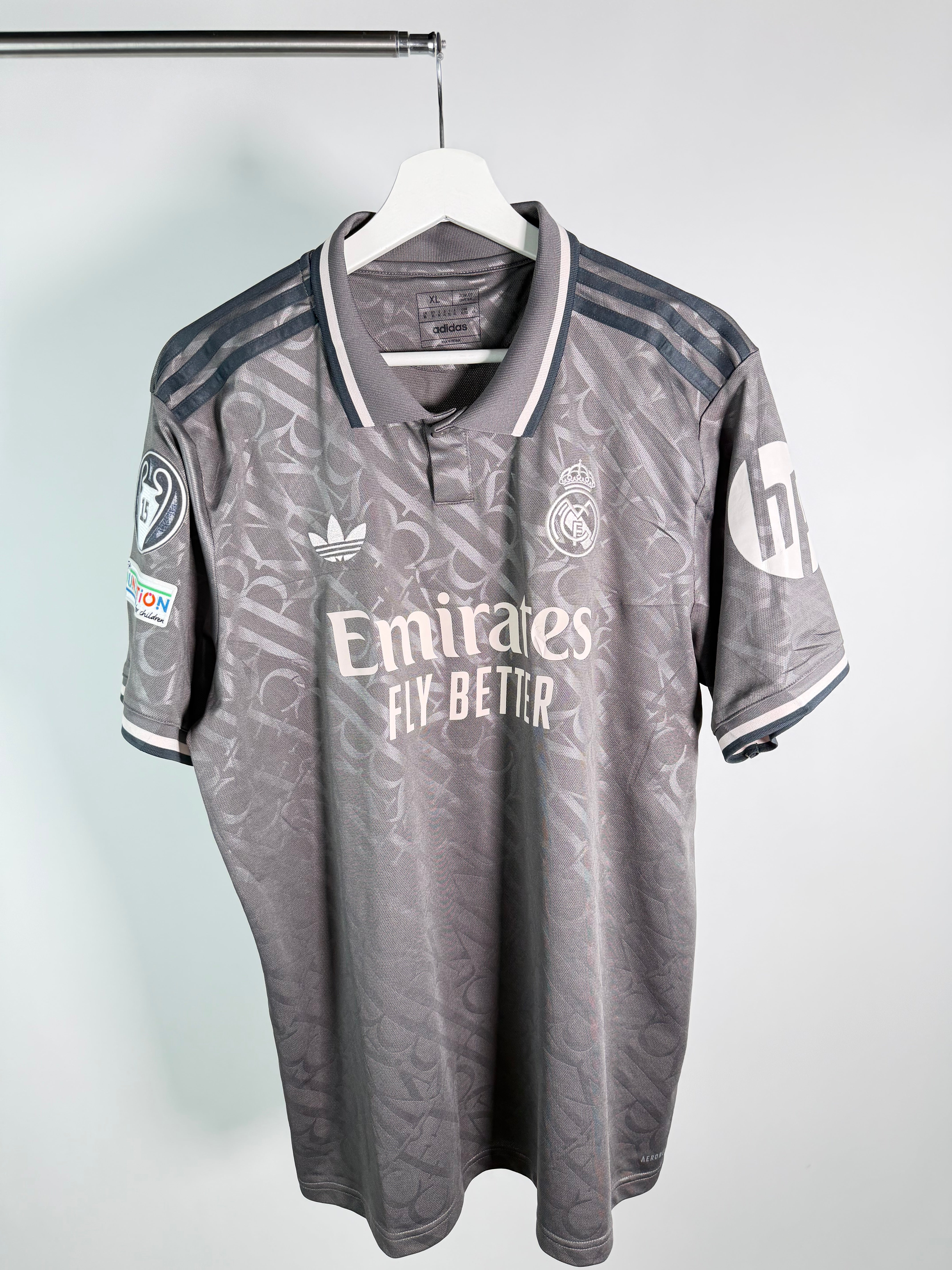 Jersey Real Madrid Tercera 2024 2025 *Champions League* Kylian Mbappé (XL)