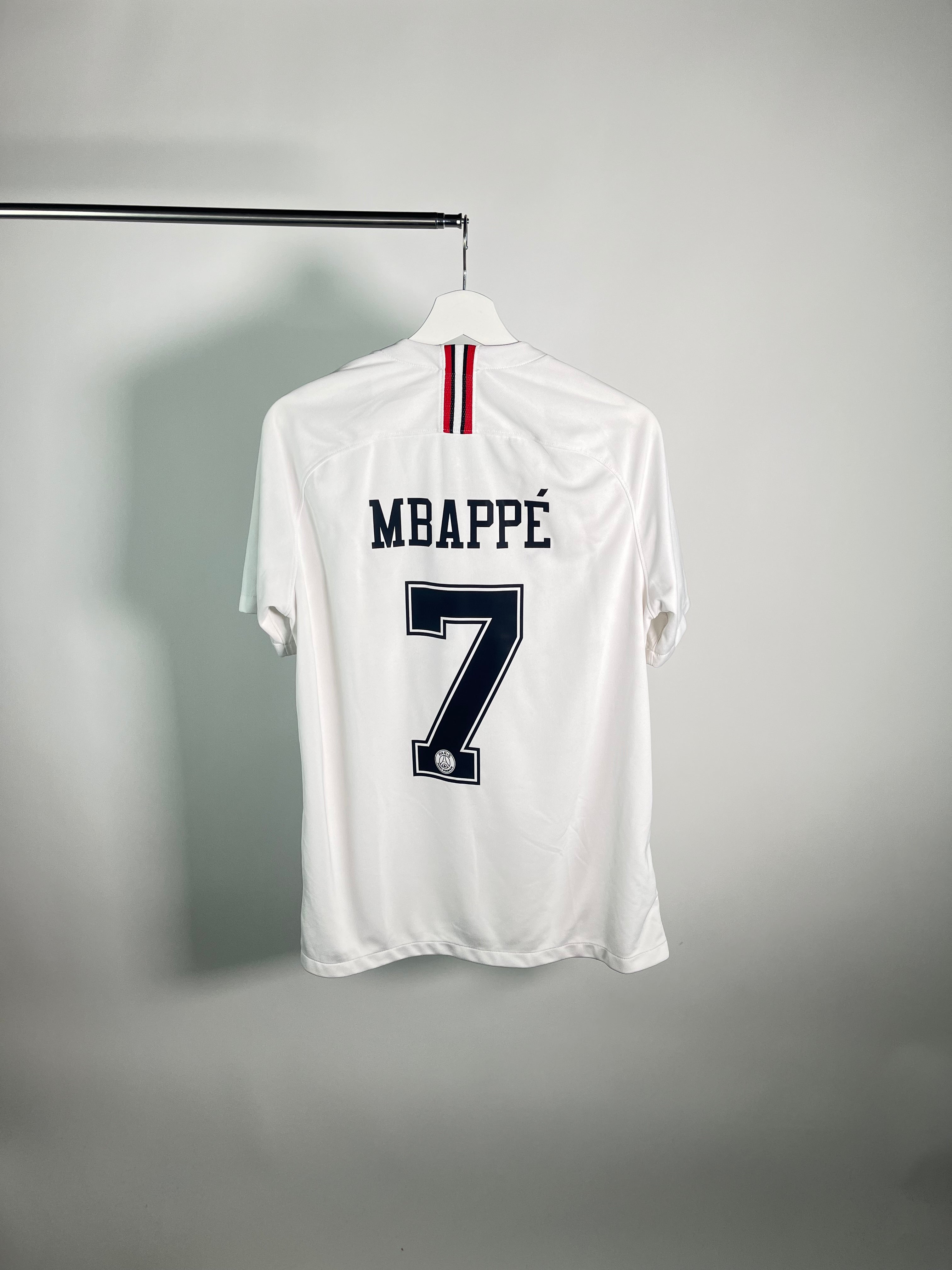Jersey PSG Especial 2018 2019 Kylian Mbappé (L)