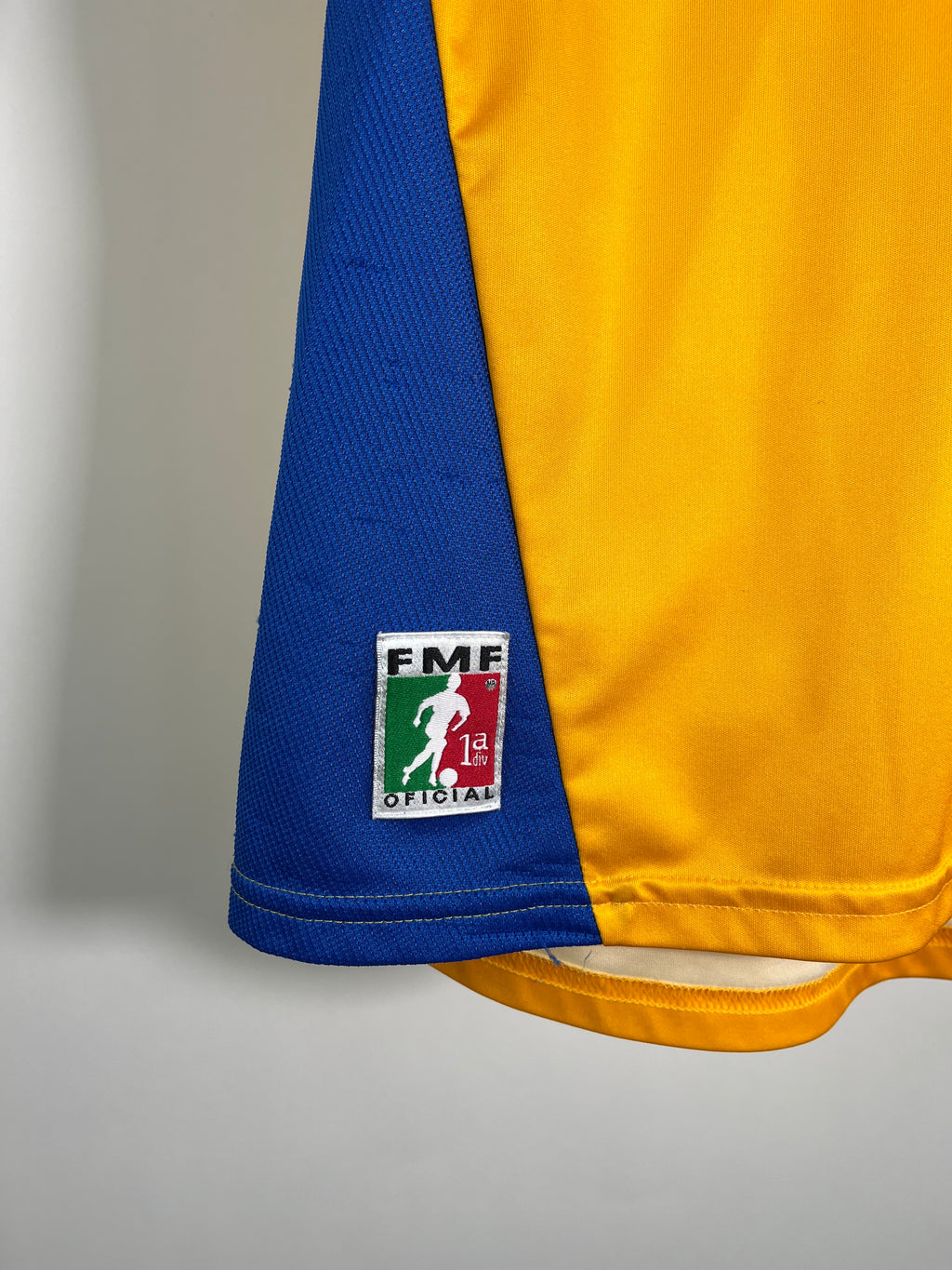 Jersey Tigres Local 2011 2012 (S)