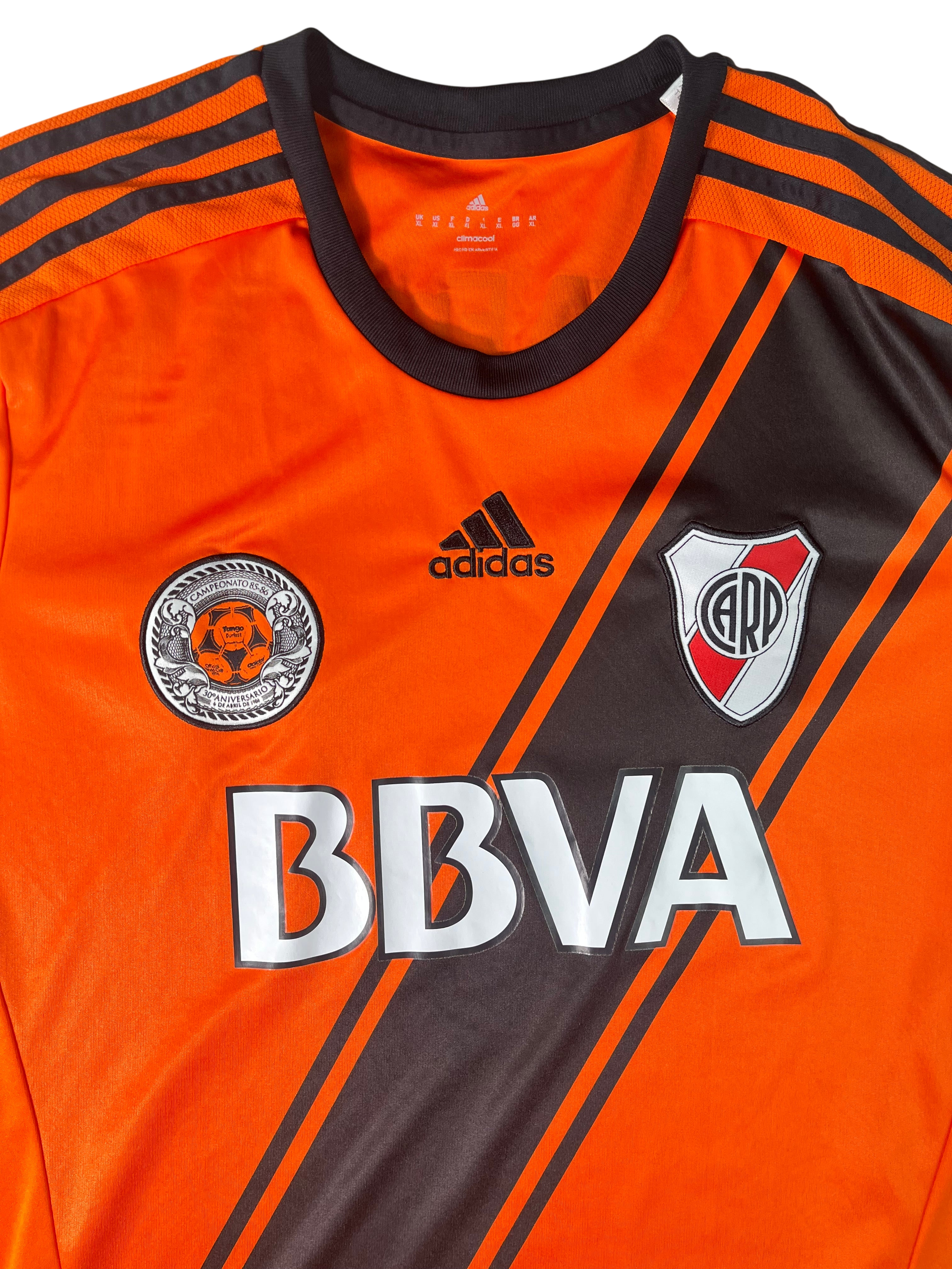 Jersey River Plate Tercera 2016 2017 *30 Aniversario Campeonato 1985-86* (XL)