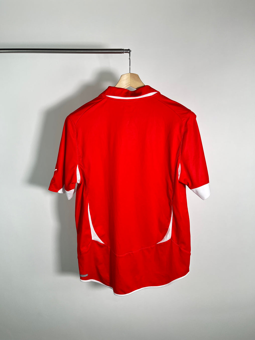 Jersey Suiza Local 2010 2012 (L)