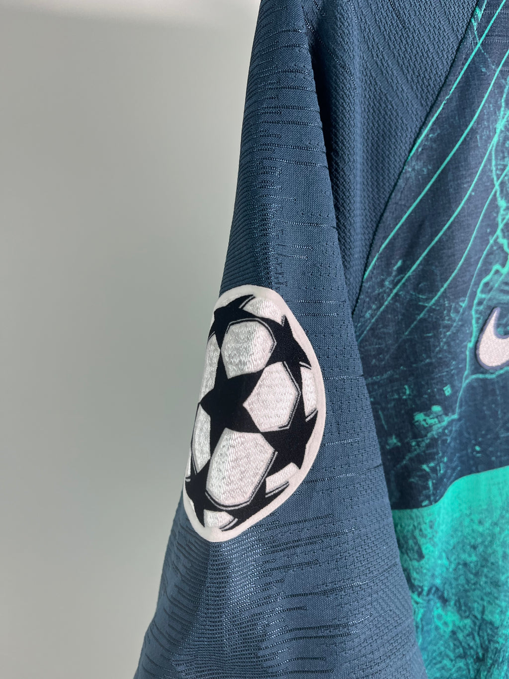 Jersey Tottenham Tercera 2018 2019 *Champions League* Utilería Harry Kane (L)