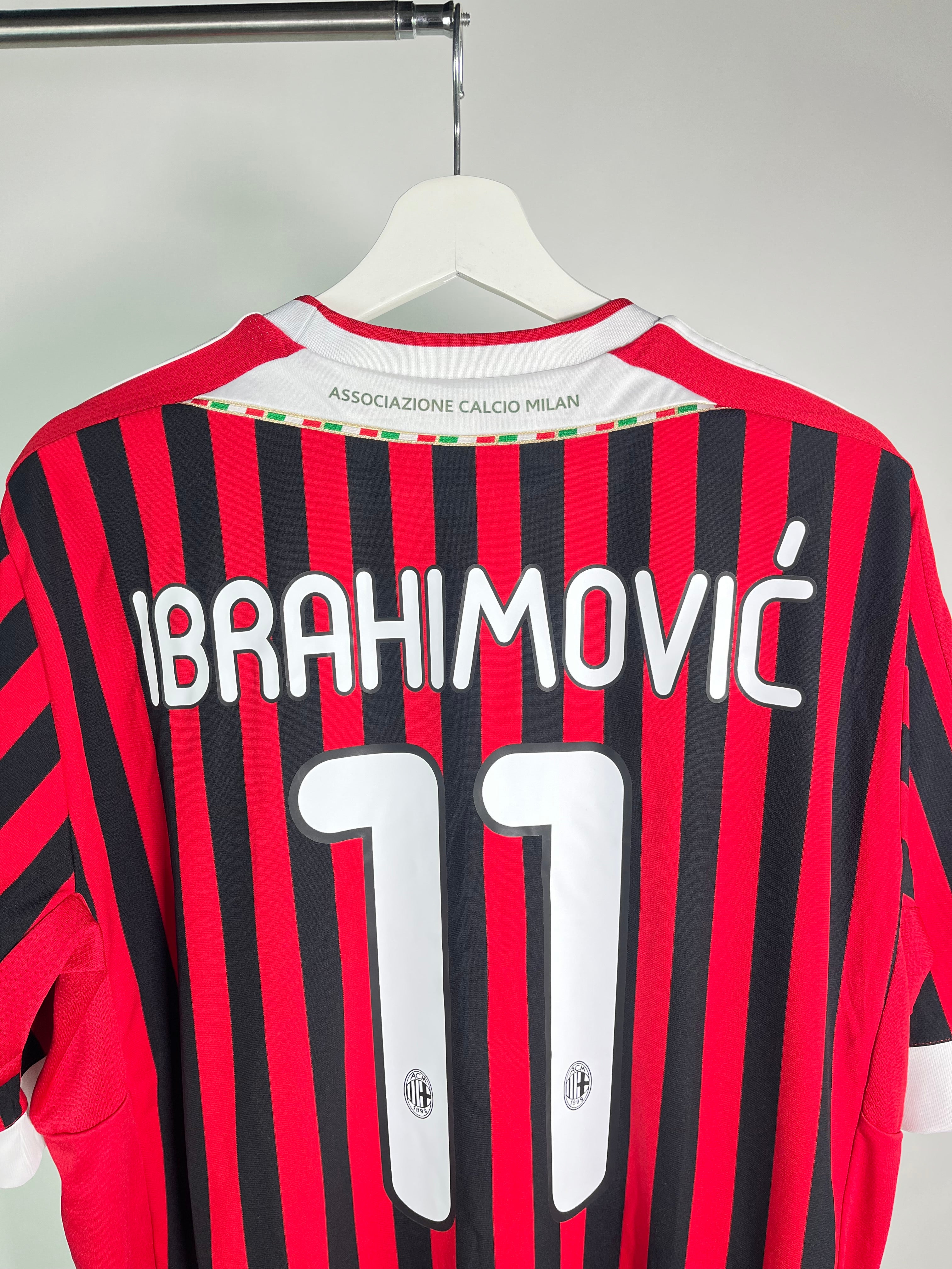 Jersey AC Milán Local 2011 2012 Zlatan Ibrahimovic (XL)