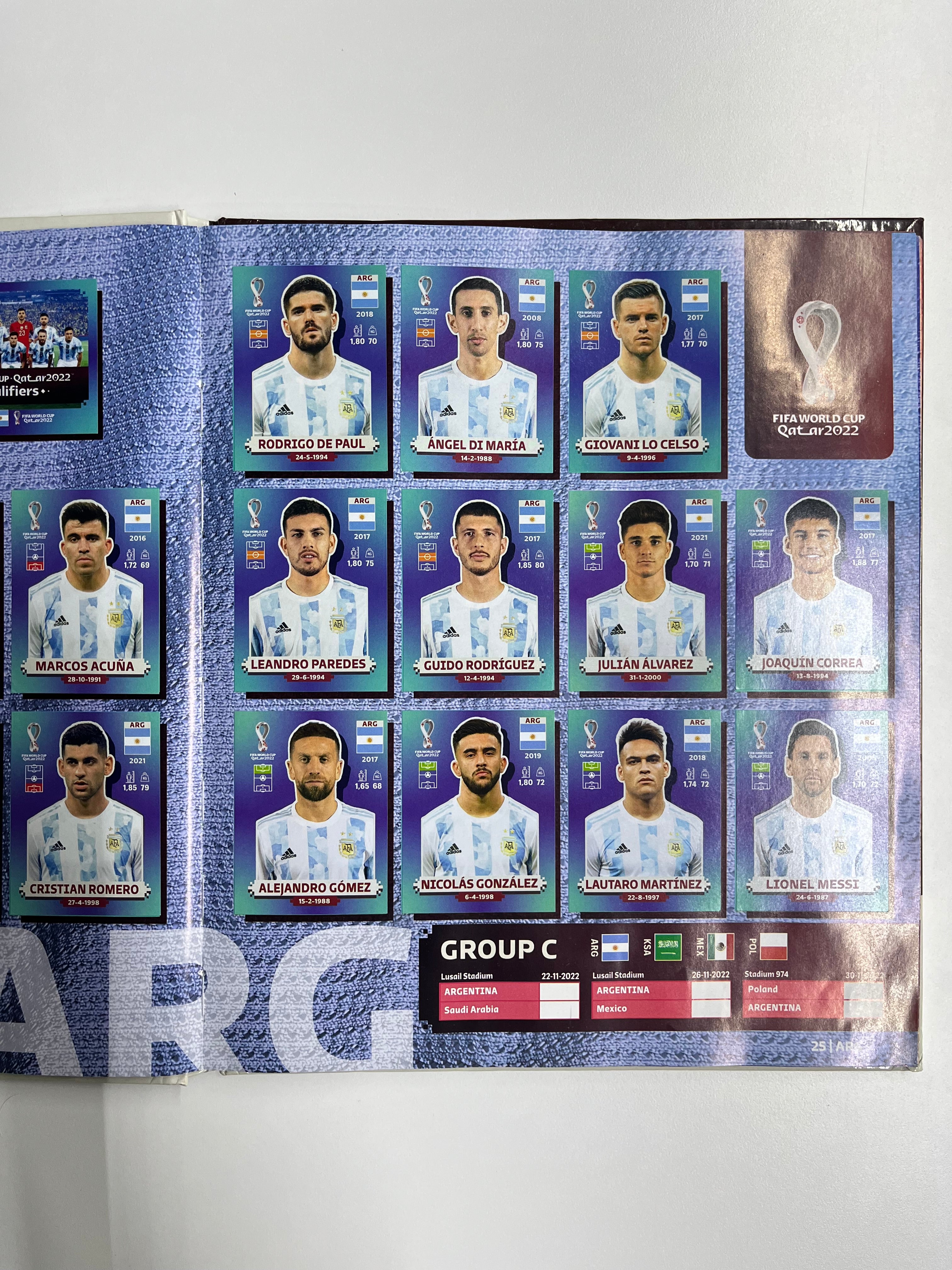 Álbum Panini Mundial Qatar 2022 Edición Pasta dura (Completo)