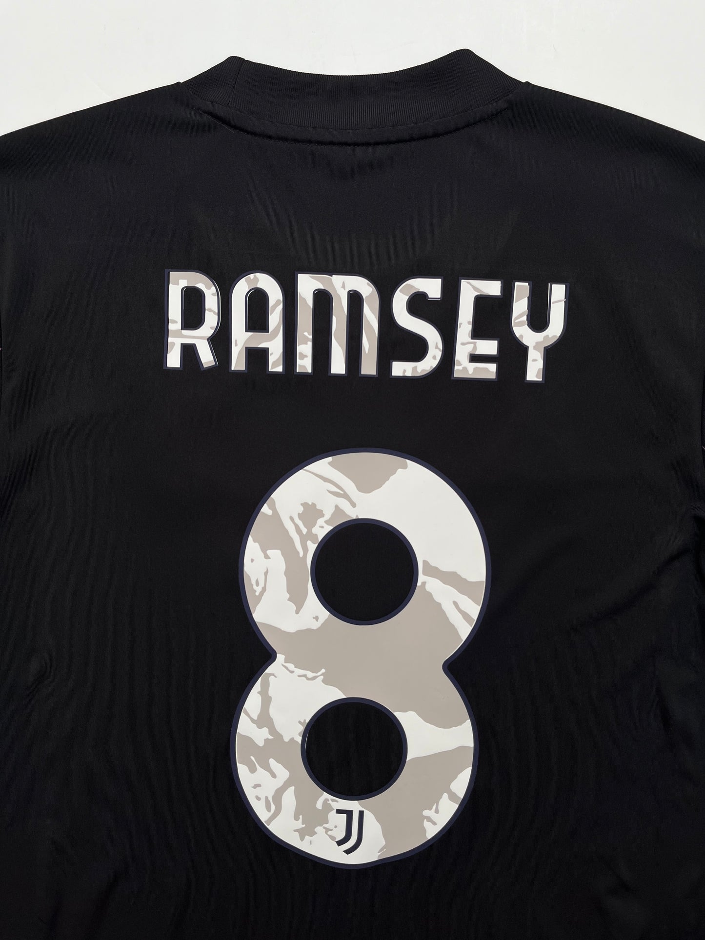 Jersey Juventus Visita 2021 2022 Aaron Ramsey (M)