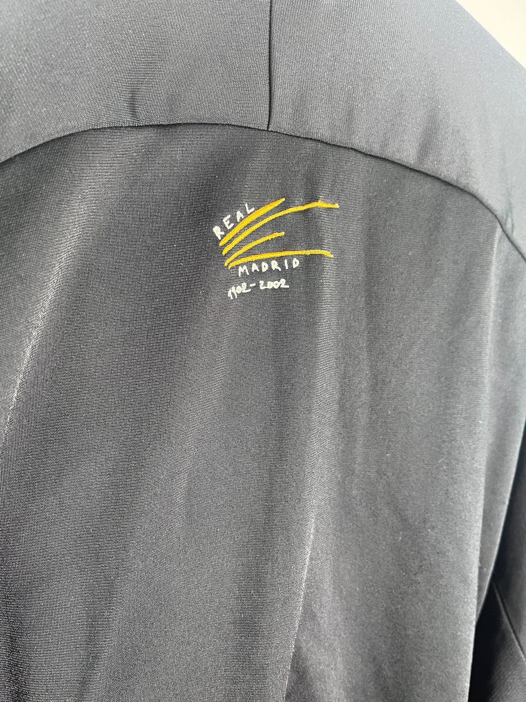 Conjunto Real Madrid 2002 2003 Centenario *Incluye Pants* (L)